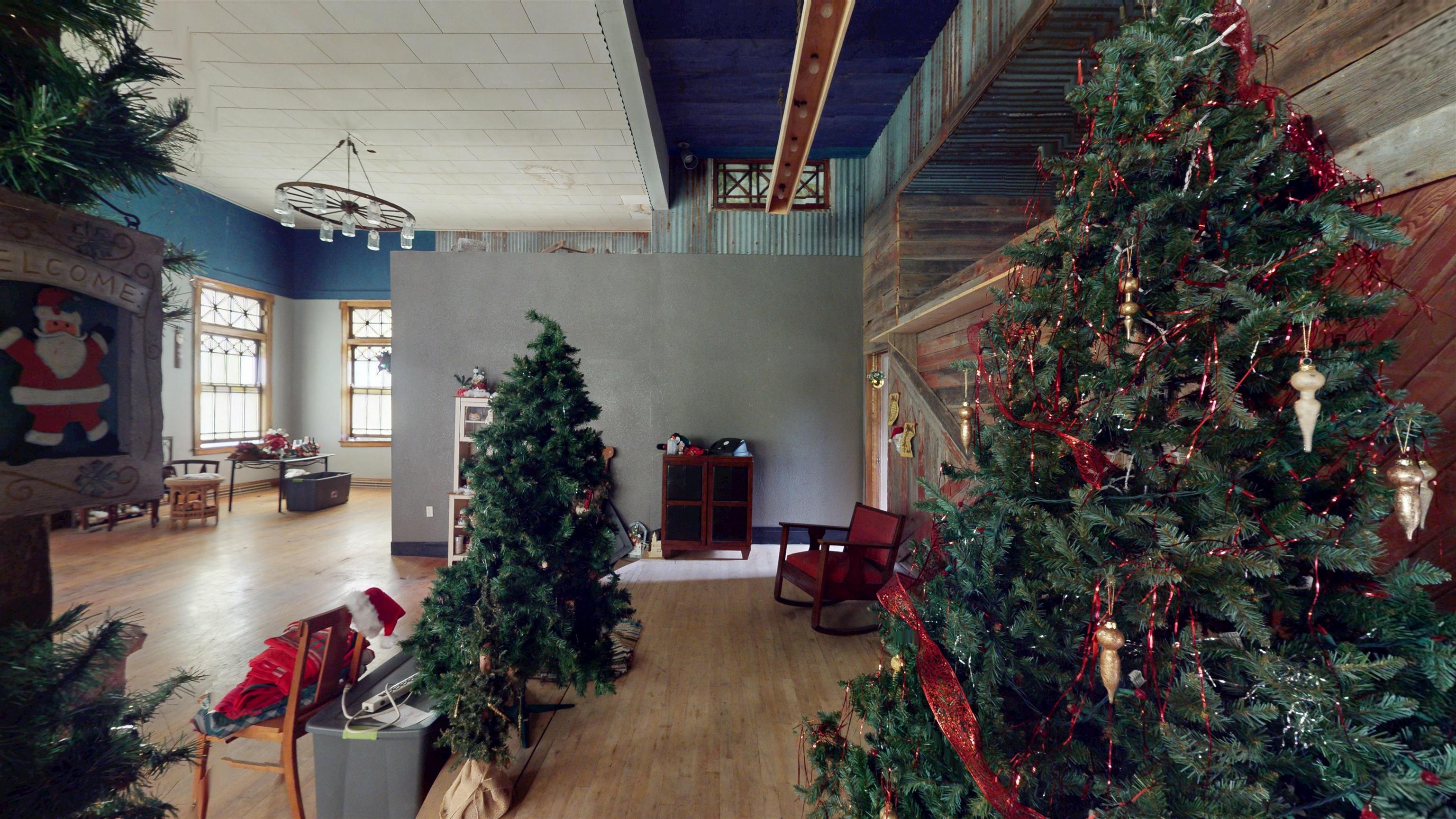 132 E 4TH STREET, Neillsville, Wisconsin 54456, ,Commercial/industrial,For Sale,132 E 4TH STREET,22505085