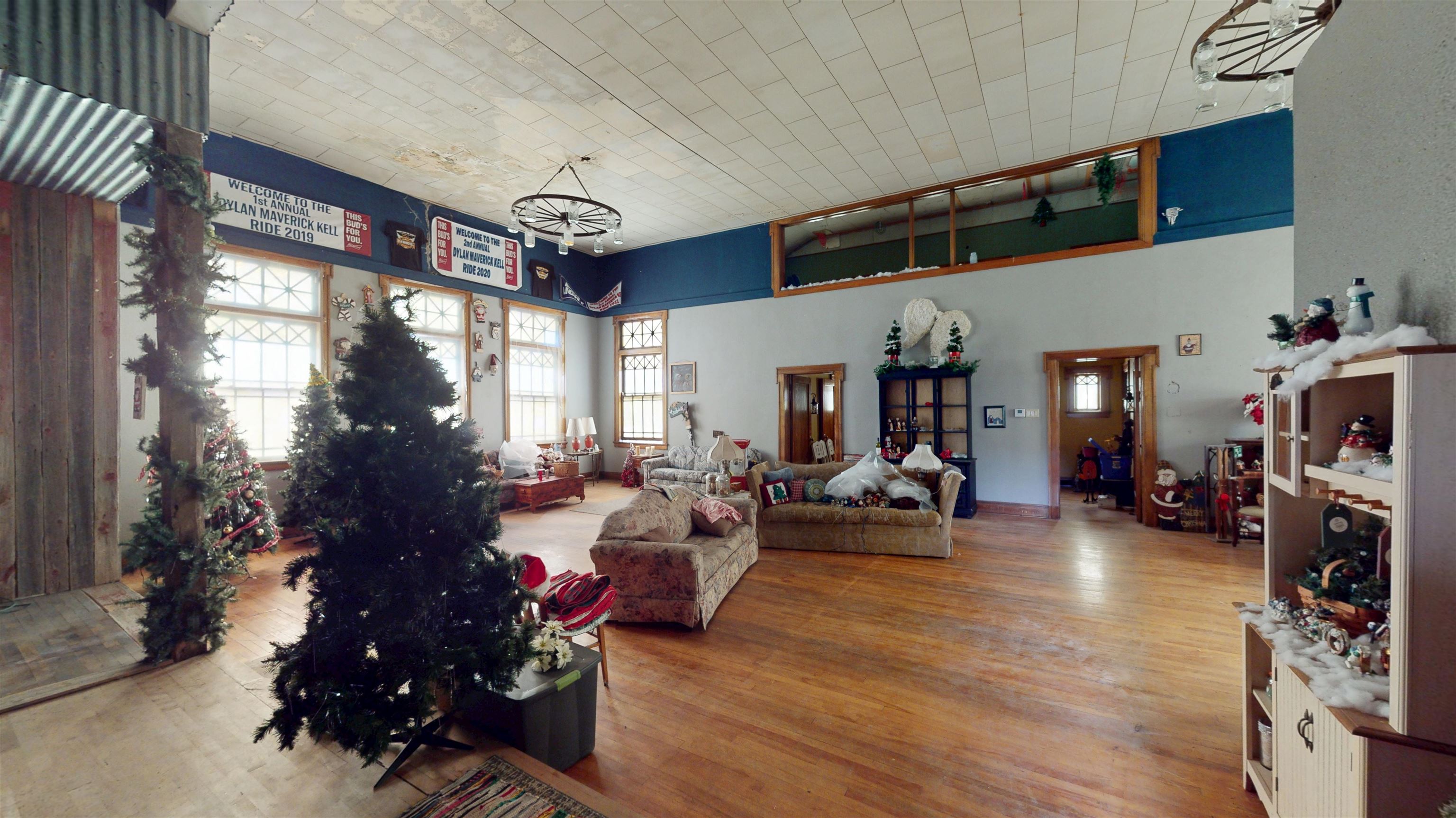 132 E 4TH STREET, Neillsville, Wisconsin 54456, ,Commercial/industrial,For Sale,132 E 4TH STREET,22505085