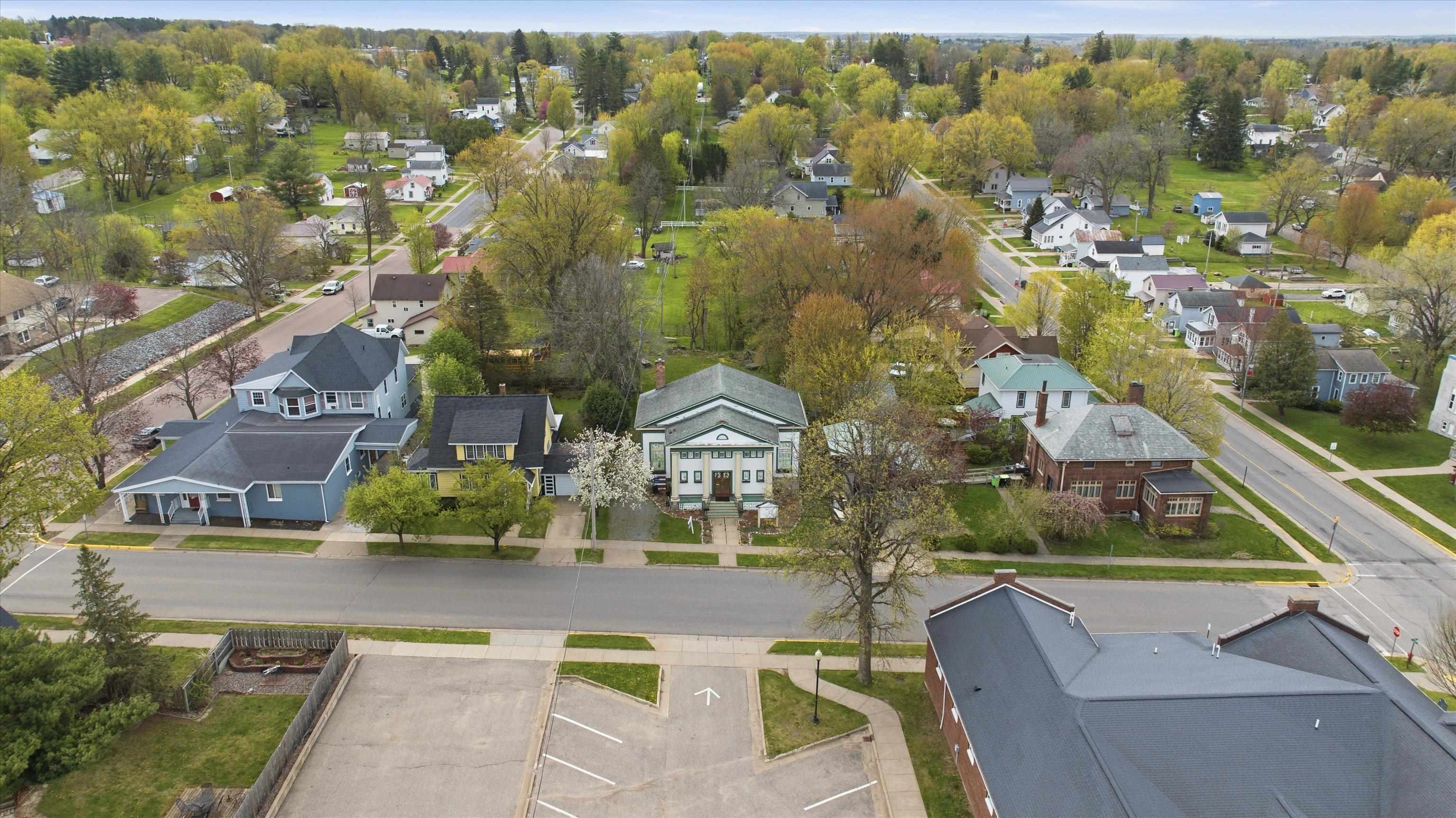 132 E 4TH STREET, Neillsville, Wisconsin 54456, ,Commercial/industrial,For Sale,132 E 4TH STREET,22505085