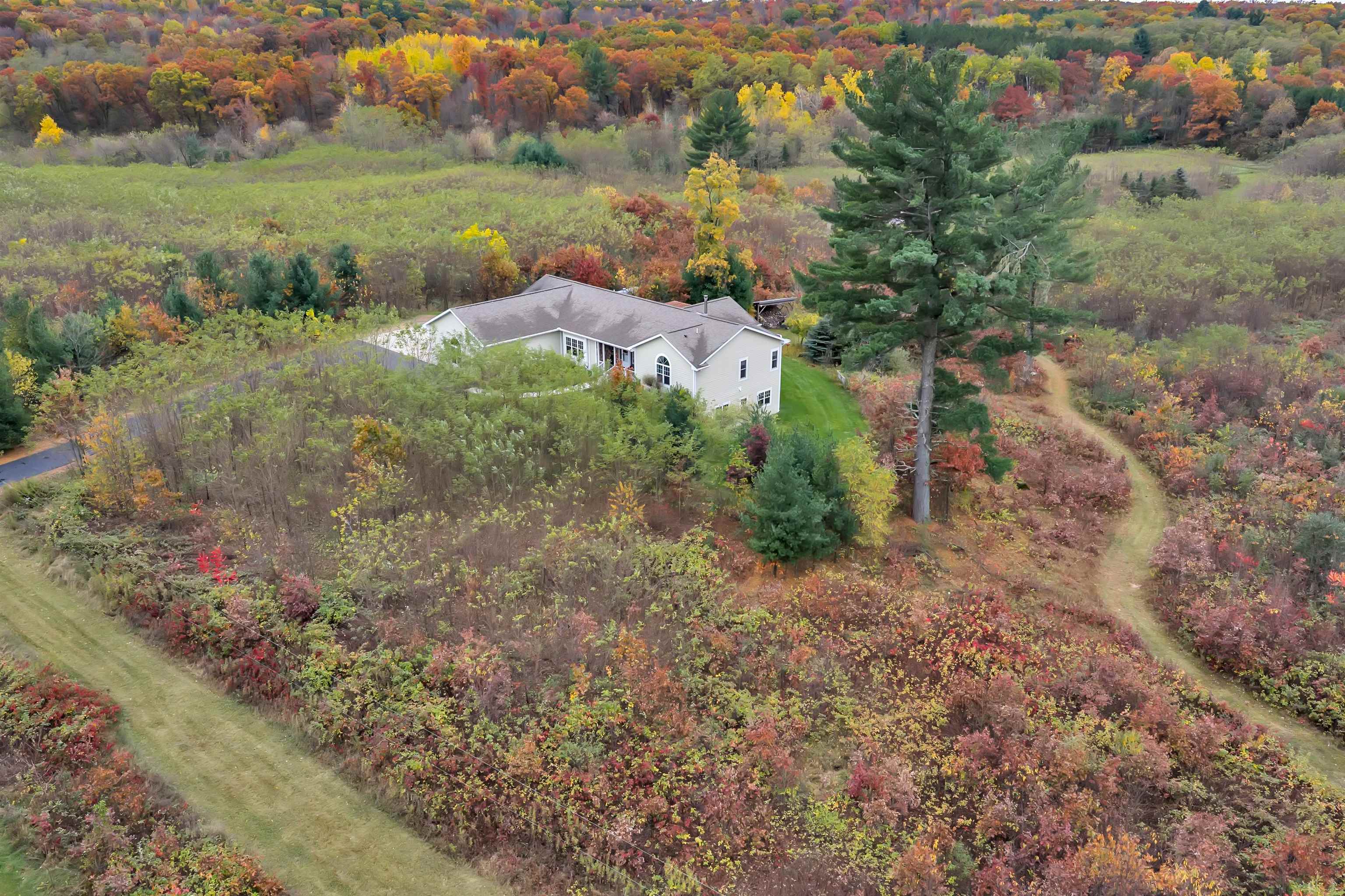 4006 ELKINS ROAD, Amherst, Wisconsin 54406, 4 Bedrooms Bedrooms, ,3 BathroomsBathrooms,Residential,For Sale,4006 ELKINS ROAD,22505122