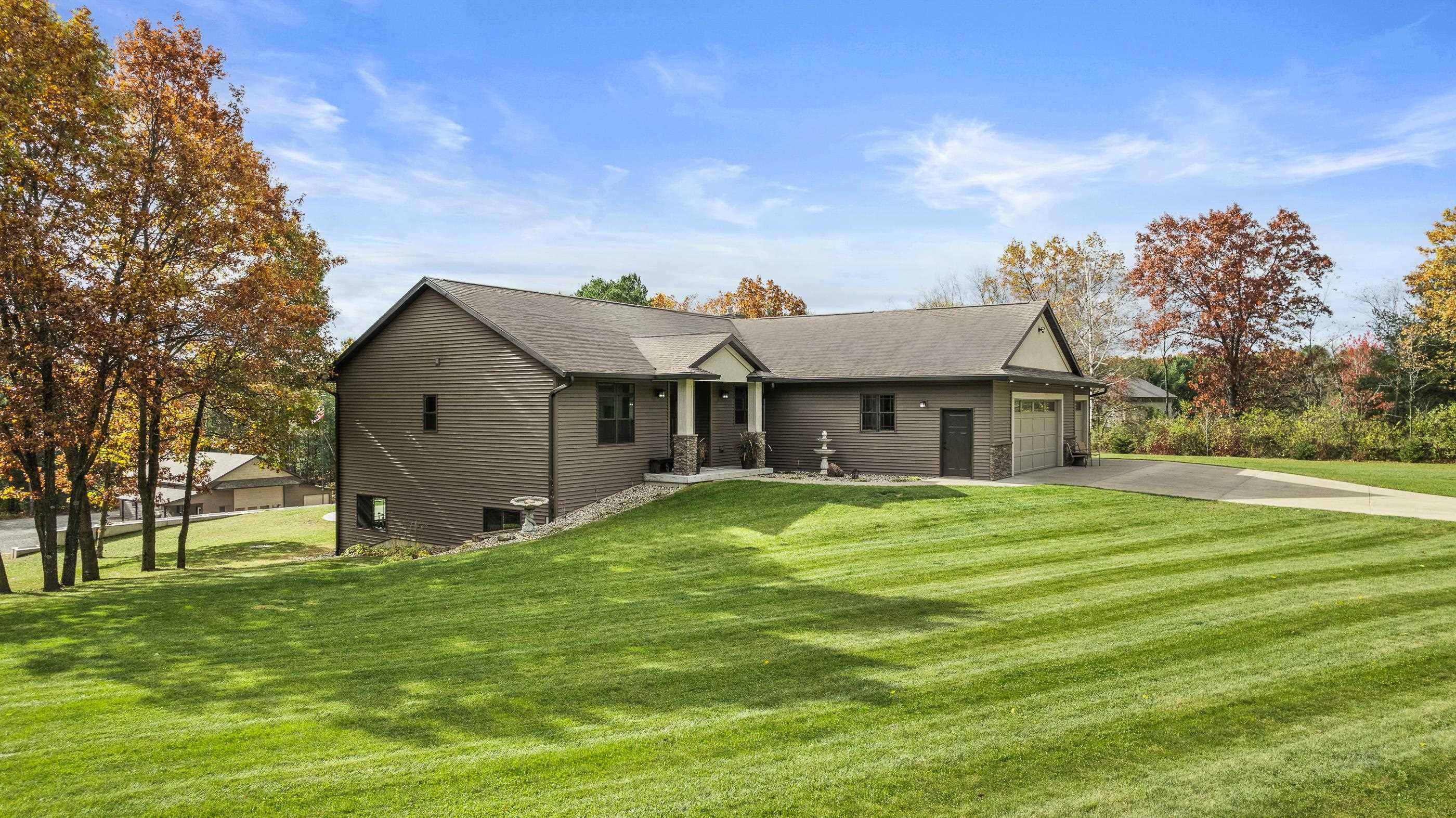 8261 ROLLING HILLS ROAD, Custer, Wisconsin 54423, 5 Bedrooms Bedrooms, ,3 BathroomsBathrooms,Residential,For Sale,8261 ROLLING HILLS ROAD,22505136