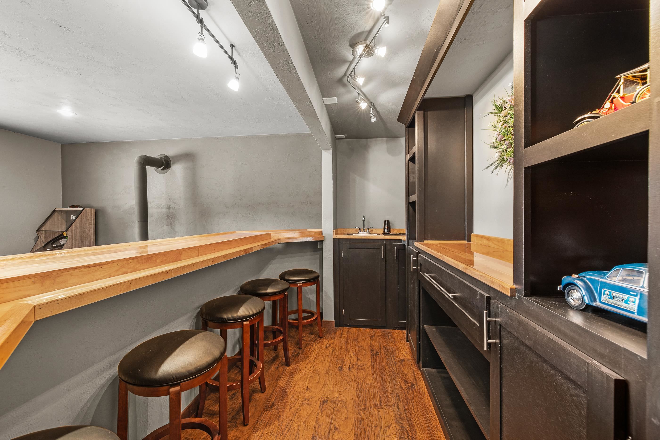 8261 ROLLING HILLS ROAD, Custer, Wisconsin 54423, 5 Bedrooms Bedrooms, ,3 BathroomsBathrooms,Residential,For Sale,8261 ROLLING HILLS ROAD,22505136