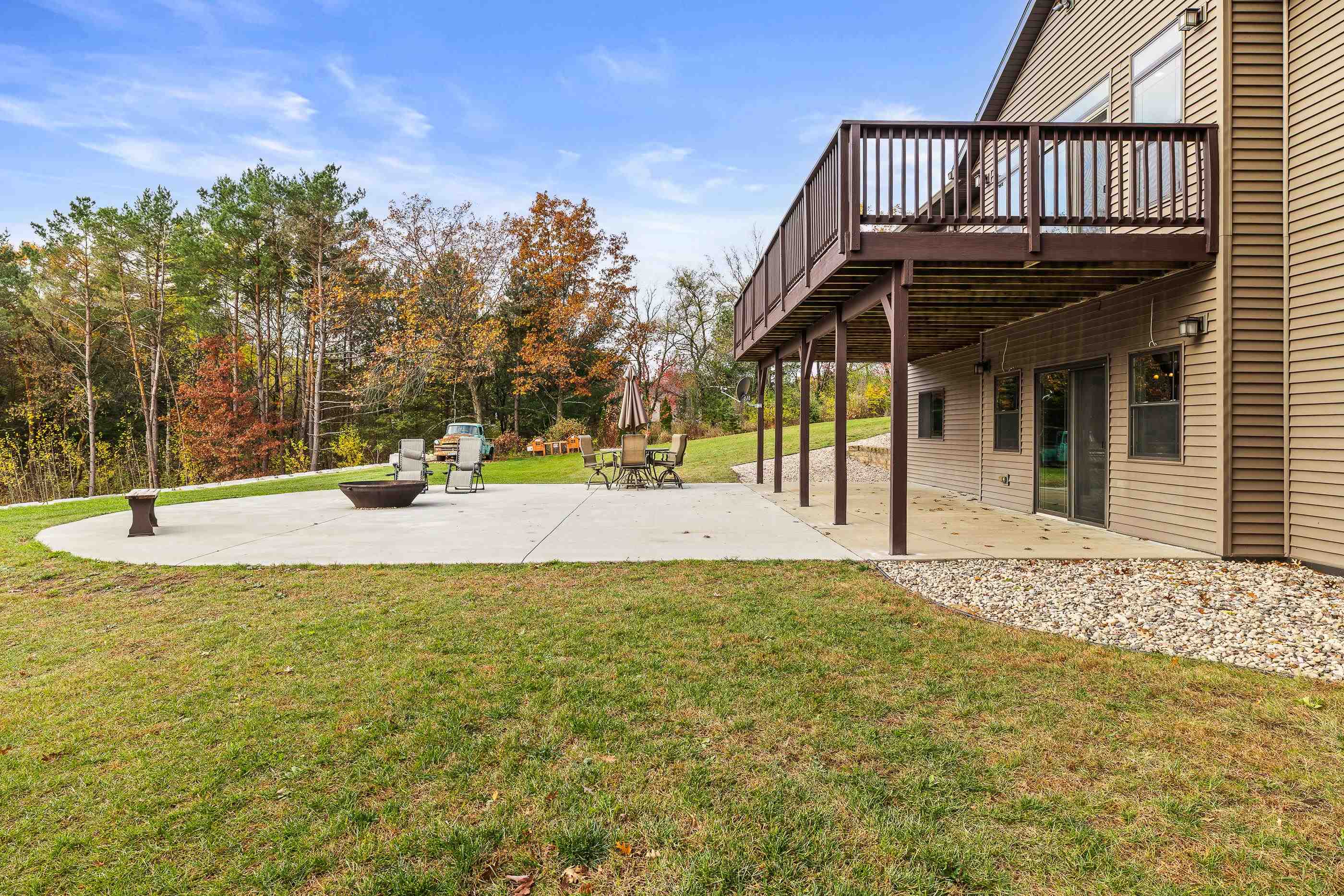 8261 ROLLING HILLS ROAD, Custer, Wisconsin 54423, 5 Bedrooms Bedrooms, ,3 BathroomsBathrooms,Residential,For Sale,8261 ROLLING HILLS ROAD,22505136