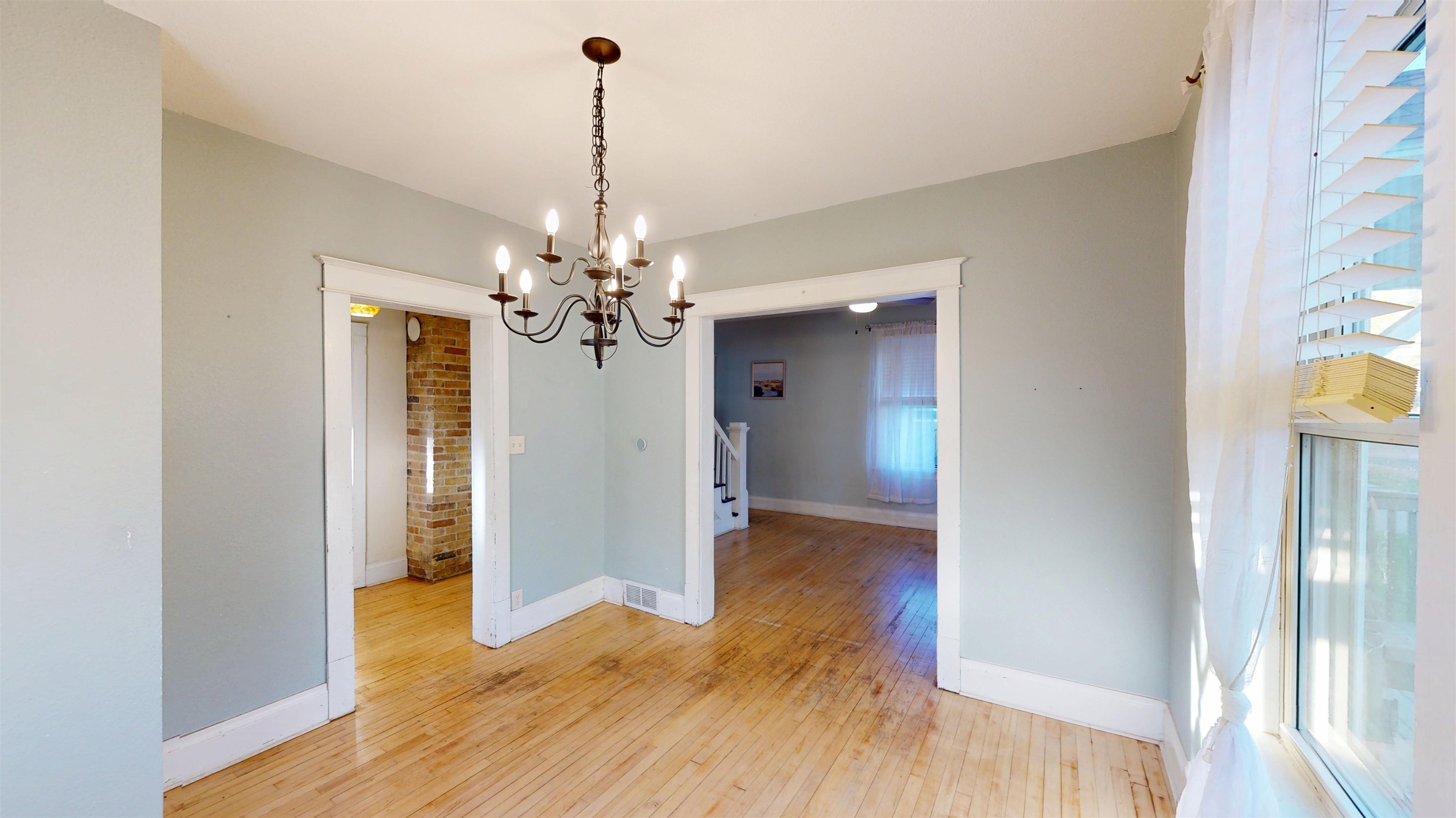 204 N HINMAN AVENUE, Marshfield, Wisconsin 54449, 3 Bedrooms Bedrooms, ,2 BathroomsBathrooms,Residential,For Sale,204 N HINMAN AVENUE,22505142