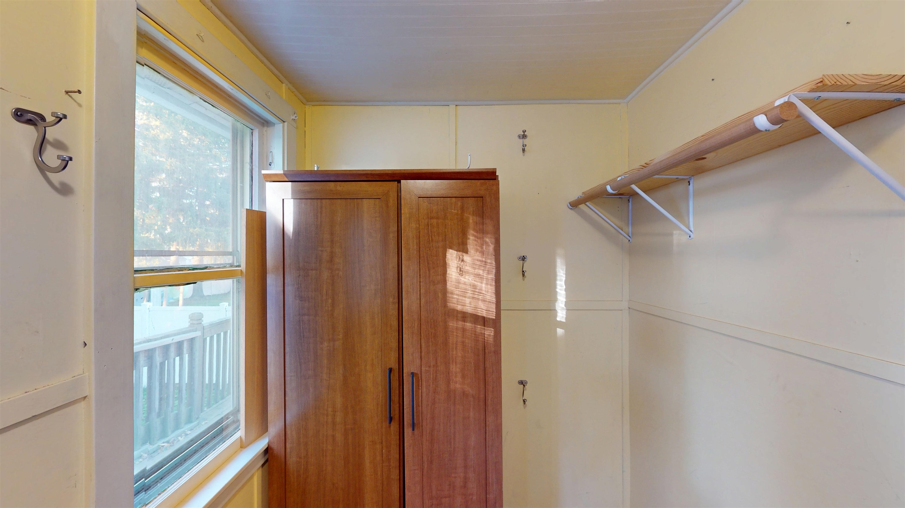 204 N HINMAN AVENUE, Marshfield, Wisconsin 54449, 3 Bedrooms Bedrooms, ,2 BathroomsBathrooms,Residential,For Sale,204 N HINMAN AVENUE,22505142