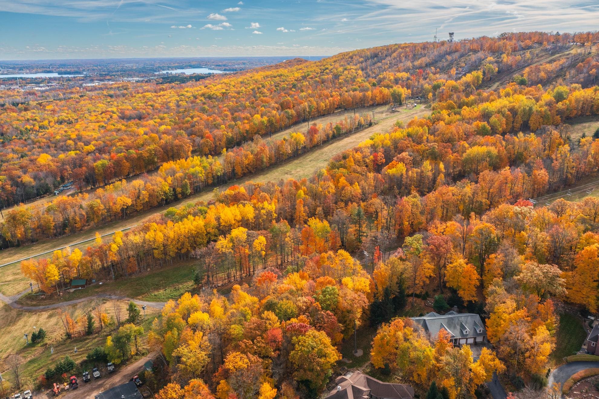 226944 BOULDER RIDGE CIRCLE, Wausau, Wisconsin 54401, 6 Bedrooms Bedrooms, ,5 BathroomsBathrooms,Residential,For Sale,226944 BOULDER RIDGE CIRCLE,22505155