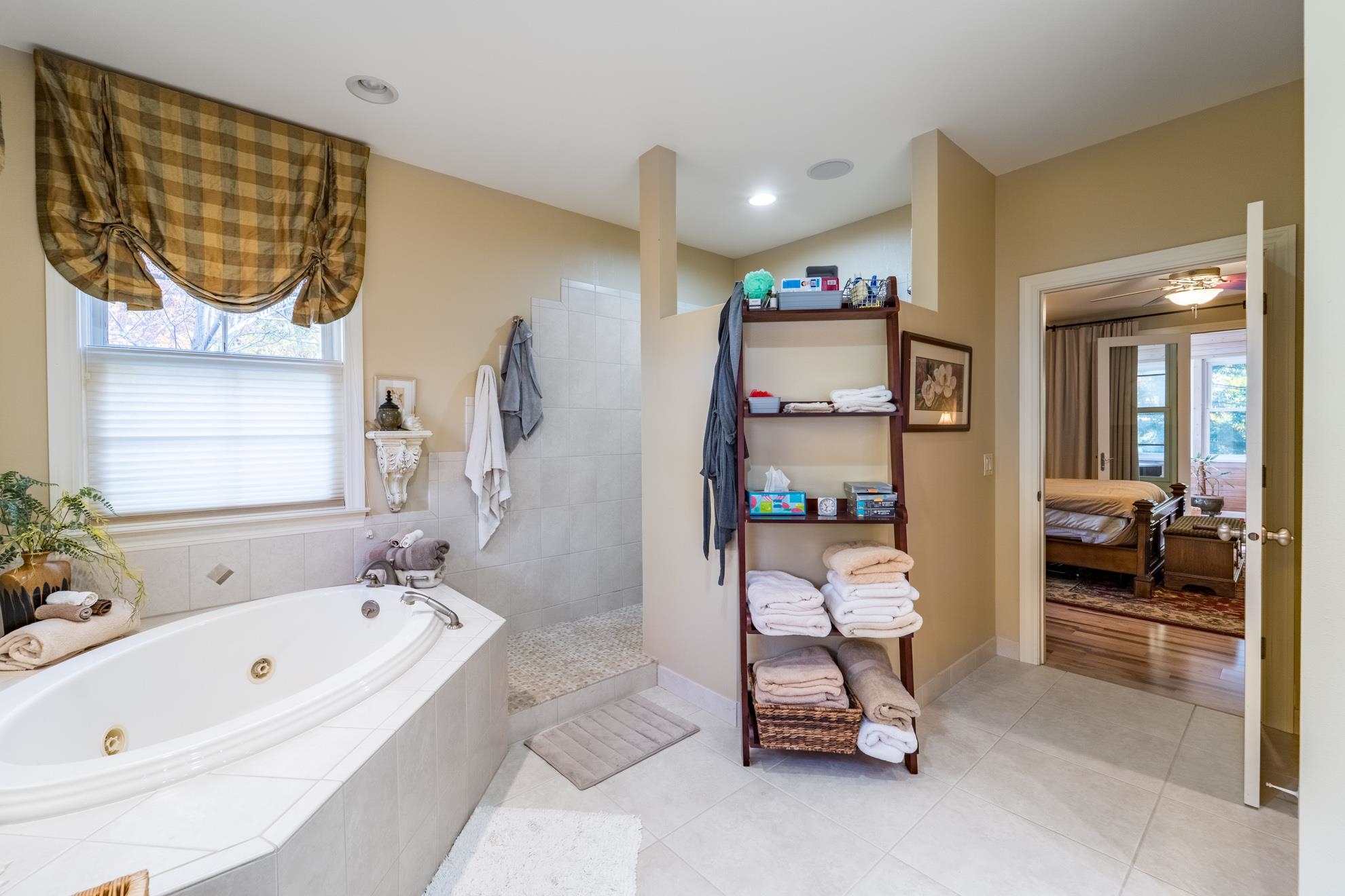 226944 BOULDER RIDGE CIRCLE, Wausau, Wisconsin 54401, 6 Bedrooms Bedrooms, ,5 BathroomsBathrooms,Residential,For Sale,226944 BOULDER RIDGE CIRCLE,22505155