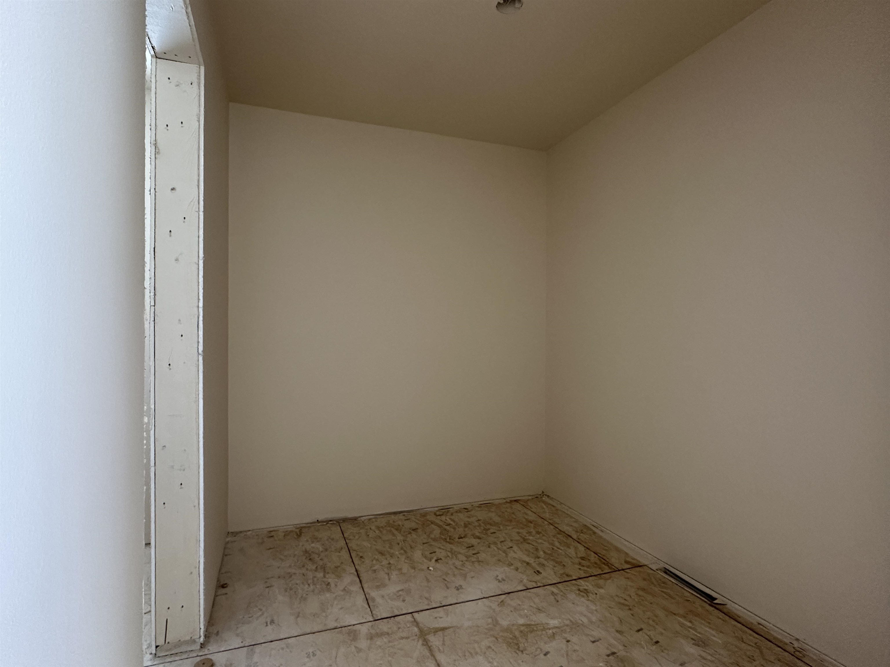 1709 W ANDREA STREET, Marshfield, Wisconsin 54449, 3 Bedrooms Bedrooms, ,2 BathroomsBathrooms,Residential,For Sale,1709 W ANDREA STREET,22505186