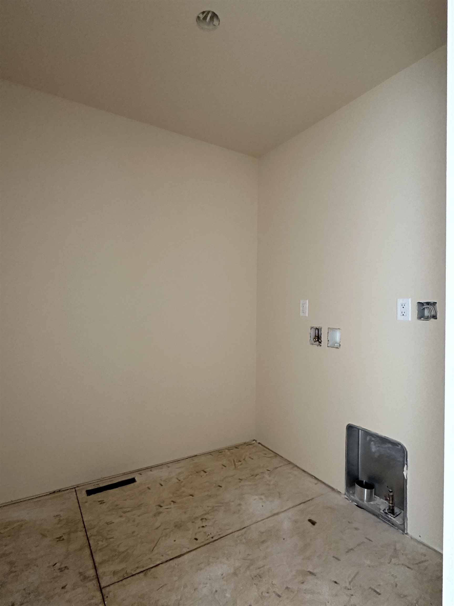 1709 W ANDREA STREET, Marshfield, Wisconsin 54449, 3 Bedrooms Bedrooms, ,2 BathroomsBathrooms,Residential,For Sale,1709 W ANDREA STREET,22505186