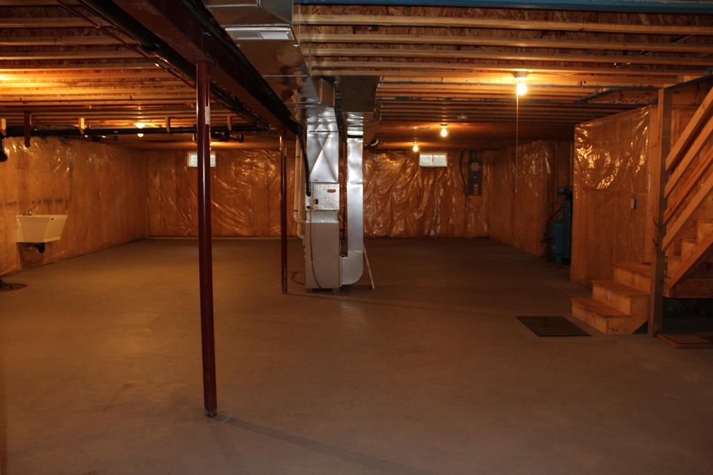 9916 RIDGEWAY COURT, Minocqua, Wisconsin 54548, 3 Bedrooms Bedrooms, ,2 BathroomsBathrooms,Residential,For Sale,9916 RIDGEWAY COURT,22505220