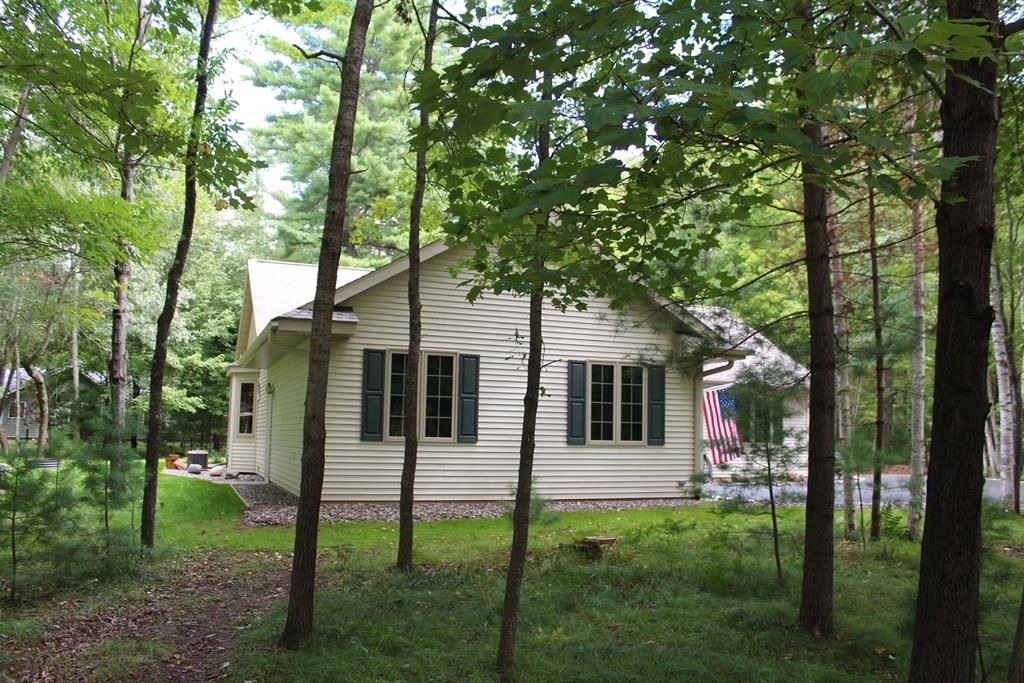 9916 RIDGEWAY COURT, Minocqua, Wisconsin 54548, 3 Bedrooms Bedrooms, ,2 BathroomsBathrooms,Residential,For Sale,9916 RIDGEWAY COURT,22505220