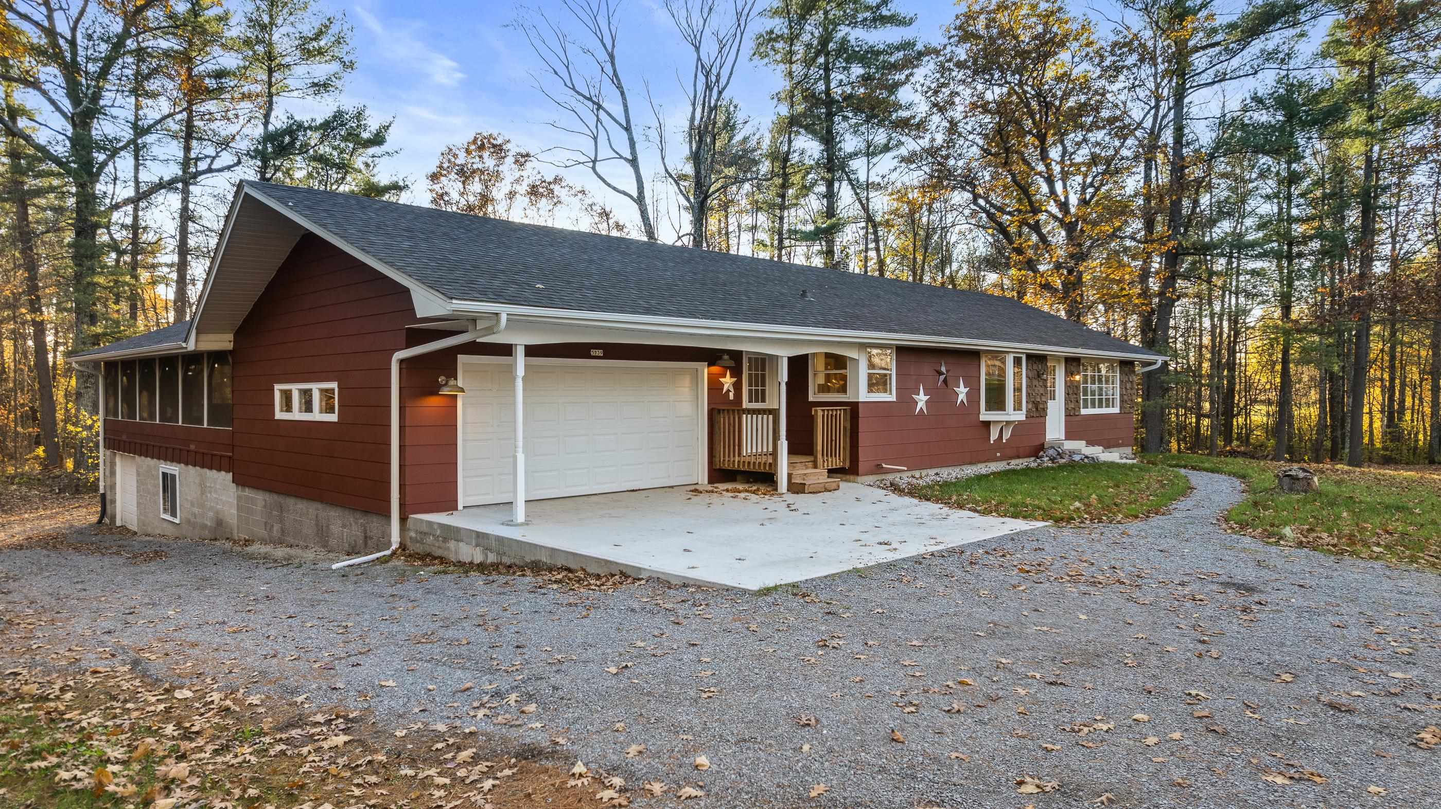 5739 COUNTY HIGHWAY F, Wisconsin Rapids, Wisconsin 54474, 2 Bedrooms Bedrooms, ,1 BathroomBathrooms,Residential,For Sale,5739 COUNTY HIGHWAY F,22505229