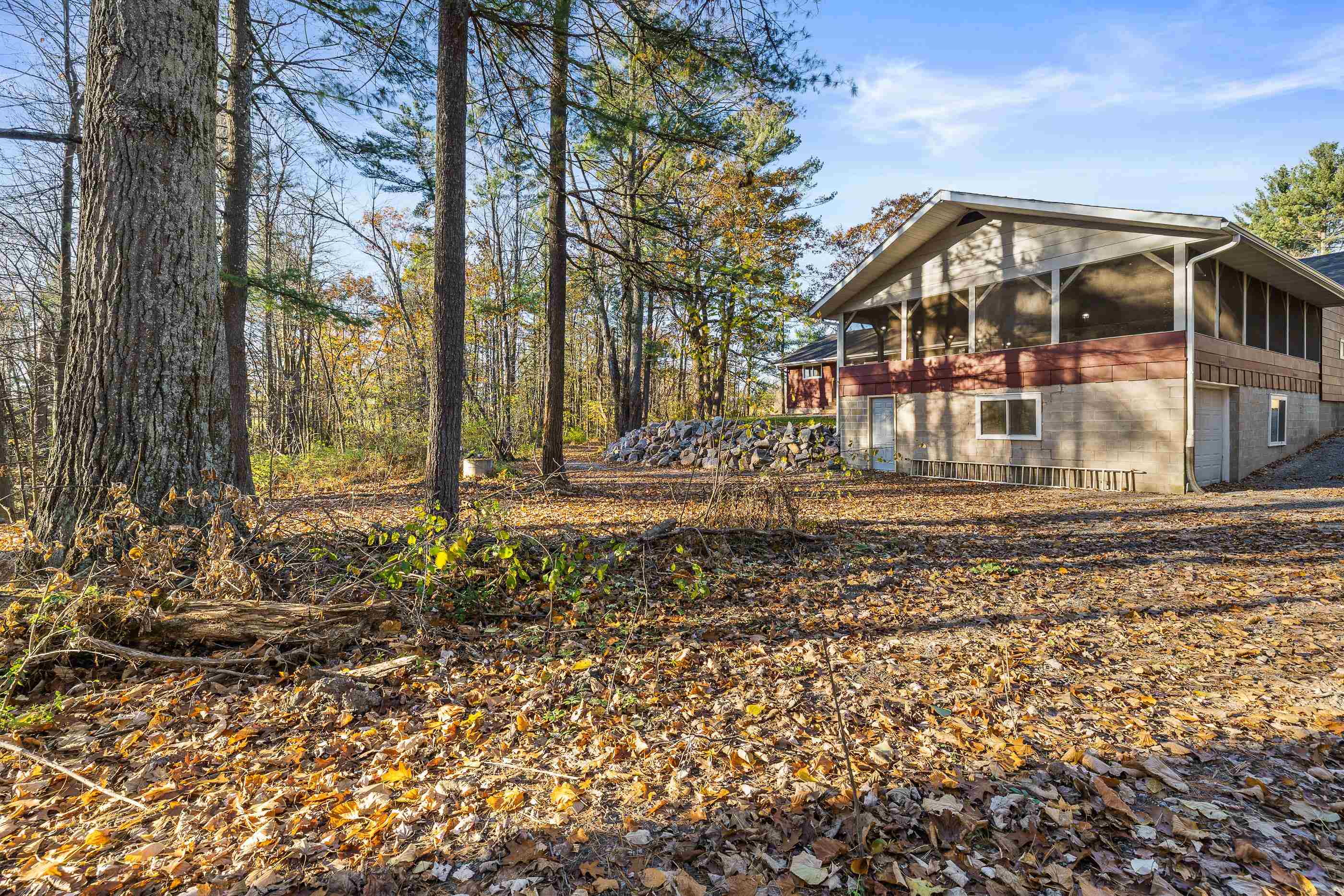 5739 COUNTY HIGHWAY F, Wisconsin Rapids, Wisconsin 54474, 2 Bedrooms Bedrooms, ,1 BathroomBathrooms,Residential,For Sale,5739 COUNTY HIGHWAY F,22505229