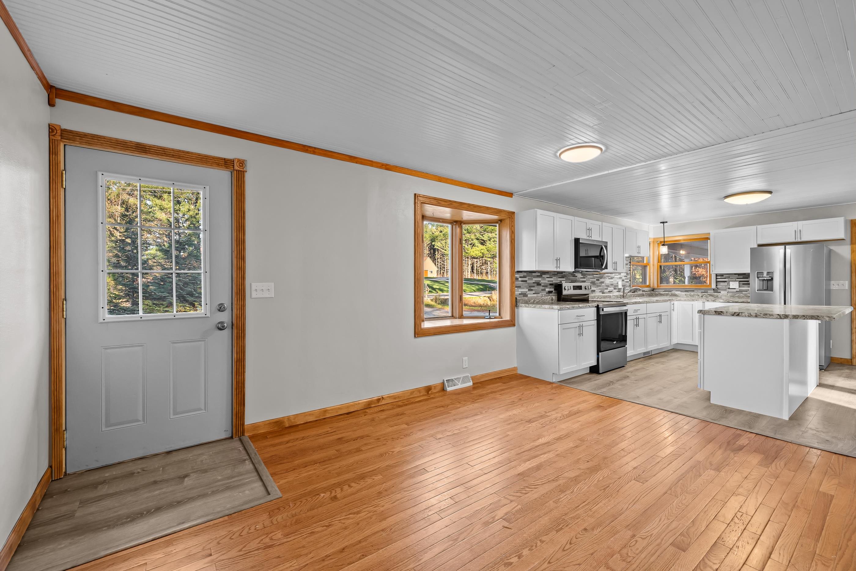 5739 COUNTY HIGHWAY F, Wisconsin Rapids, Wisconsin 54474, 2 Bedrooms Bedrooms, ,1 BathroomBathrooms,Residential,For Sale,5739 COUNTY HIGHWAY F,22505229