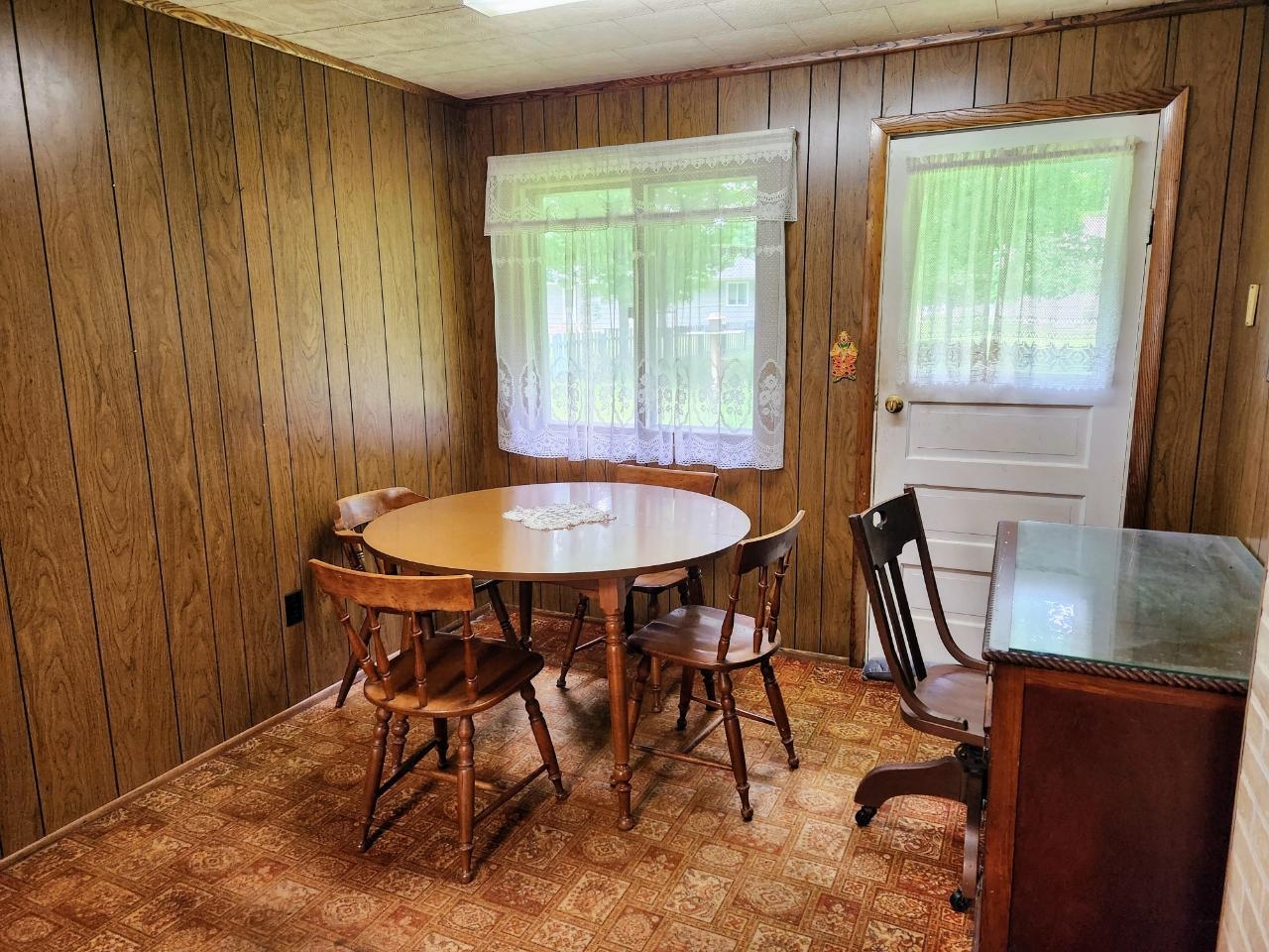 136 AVERY AVENUE, Park Falls, Wisconsin 54552, 1 Bedroom Bedrooms, ,1 BathroomBathrooms,Residential,For Sale,136 AVERY AVENUE,22505242