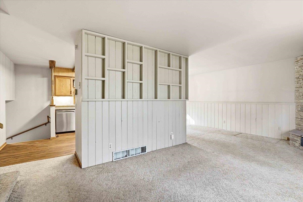 5940 PINE RIDGE TRAIL, Wisconsin Rapids, Wisconsin 54494, 3 Bedrooms Bedrooms, ,1 BathroomBathrooms,Residential,For Sale,5940 PINE RIDGE TRAIL,22505249