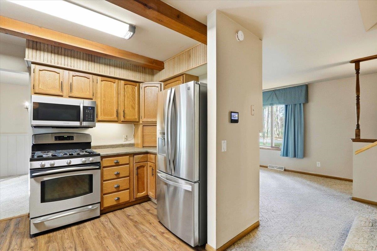 5940 PINE RIDGE TRAIL, Wisconsin Rapids, Wisconsin 54494, 3 Bedrooms Bedrooms, ,1 BathroomBathrooms,Residential,For Sale,5940 PINE RIDGE TRAIL,22505249