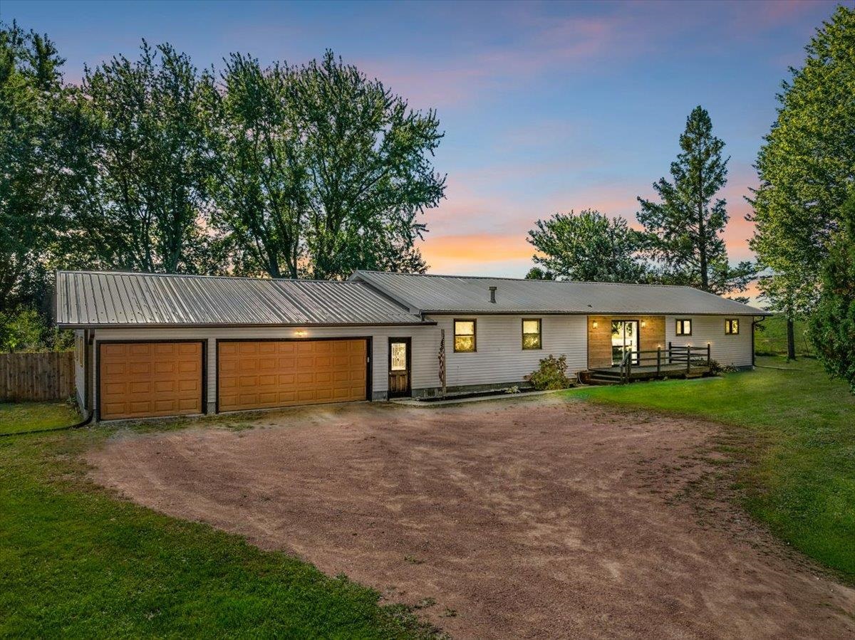 W939 HIGHWAY 10, Chili, Wisconsin 54420, 3 Bedrooms Bedrooms, ,2 BathroomsBathrooms,Residential,For Sale,W939 HIGHWAY 10,22505252