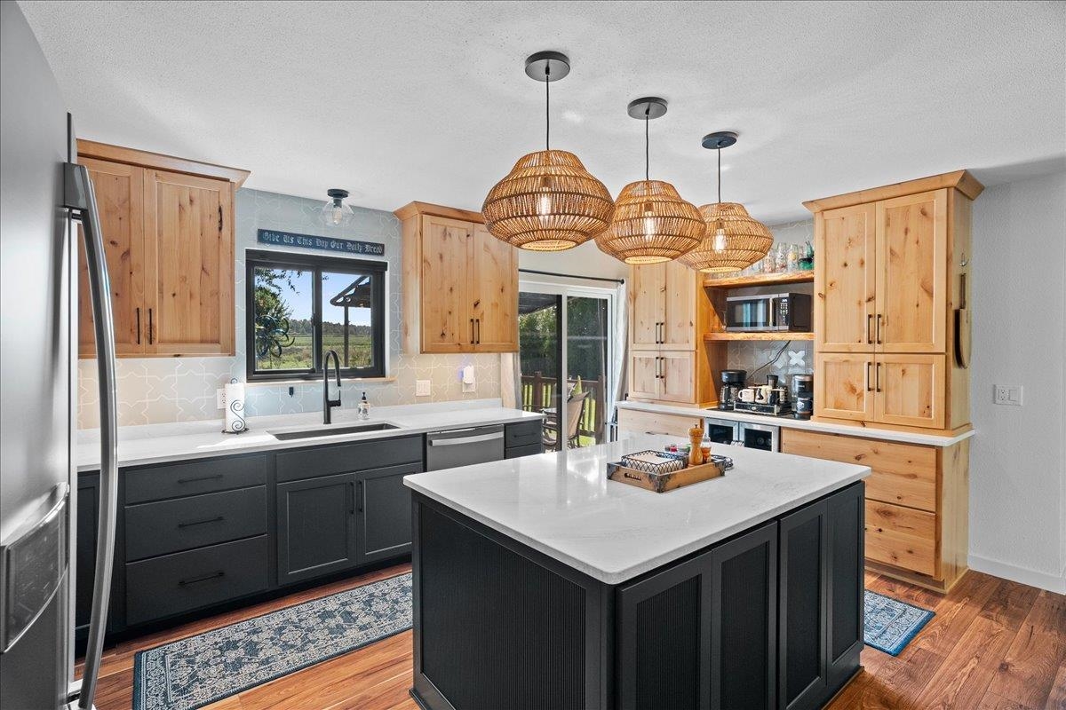 W939 HIGHWAY 10, Chili, Wisconsin 54420, 3 Bedrooms Bedrooms, ,2 BathroomsBathrooms,Residential,For Sale,W939 HIGHWAY 10,22505252