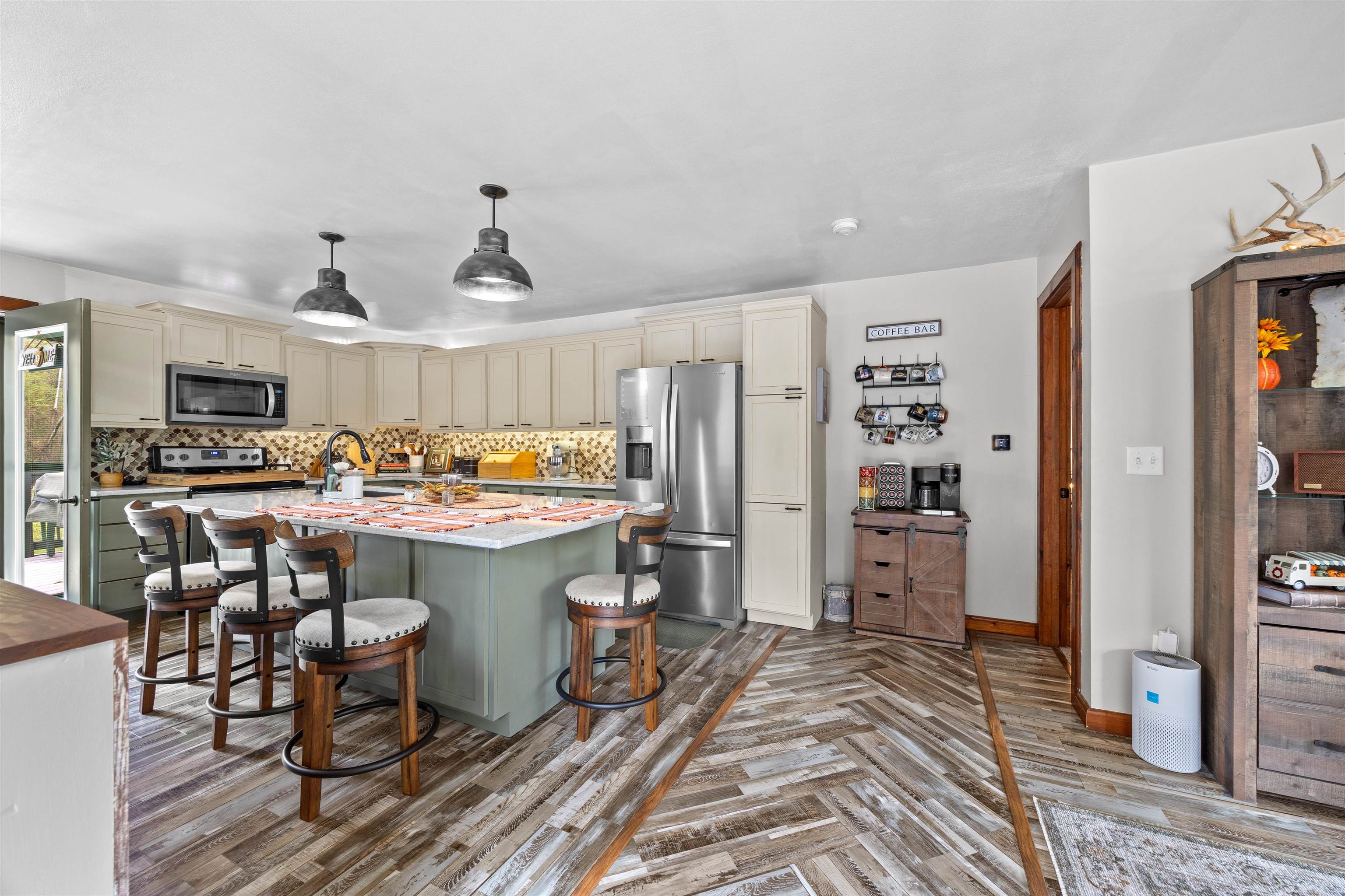 2916 BLUE HERON LANE, Stevens Point, Wisconsin 54481, 3 Bedrooms Bedrooms, ,2 BathroomsBathrooms,Residential,For Sale,2916 BLUE HERON LANE,22505265