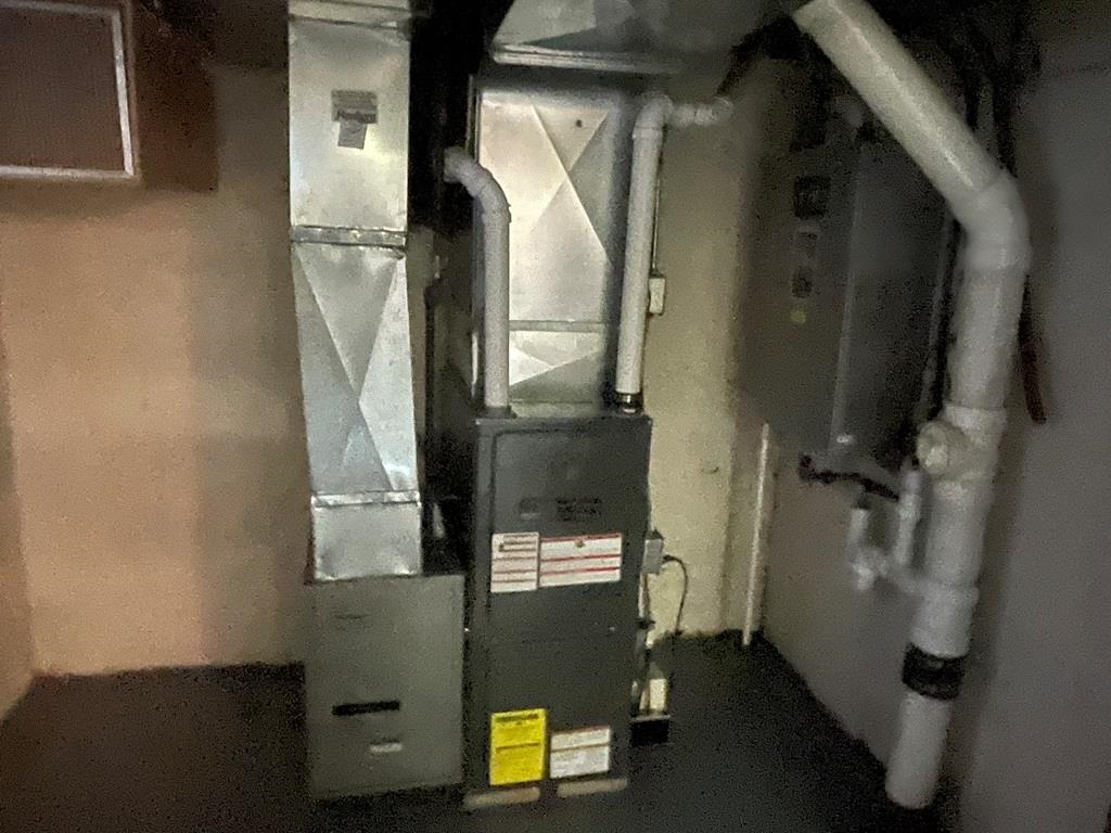 115 N 2ND AVENUE, Wausau, Wisconsin 54401, 3 Bedrooms Bedrooms, ,1 BathroomBathrooms,Residential,For Sale,115 N 2ND AVENUE,22505302