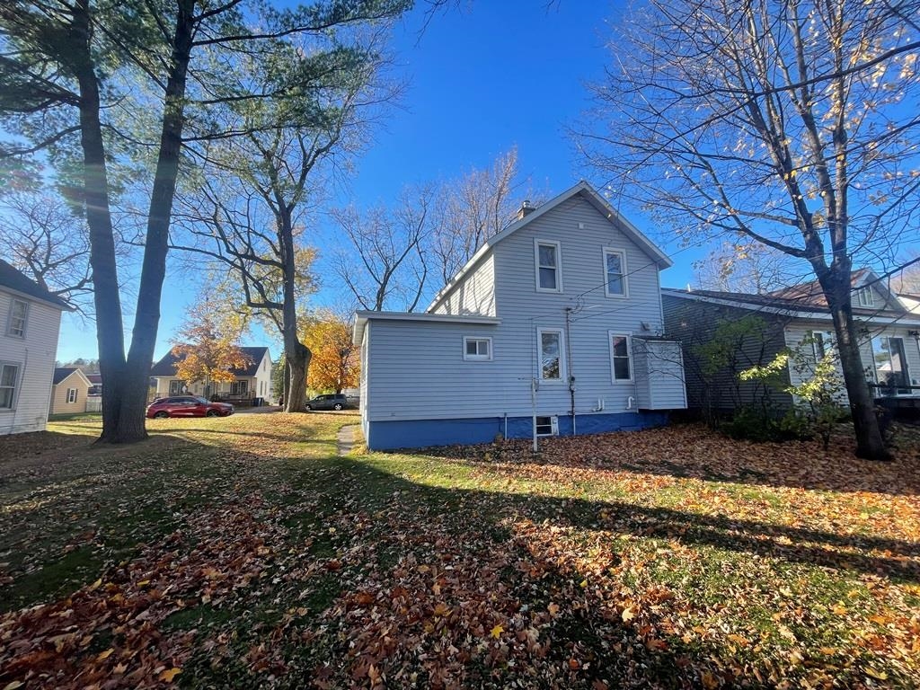 115 N 2ND AVENUE, Wausau, Wisconsin 54401, 3 Bedrooms Bedrooms, ,1 BathroomBathrooms,Residential,For Sale,115 N 2ND AVENUE,22505302