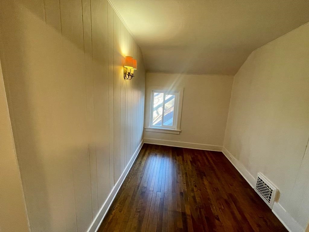 115 N 2ND AVENUE, Wausau, Wisconsin 54401, 3 Bedrooms Bedrooms, ,1 BathroomBathrooms,Residential,For Sale,115 N 2ND AVENUE,22505302