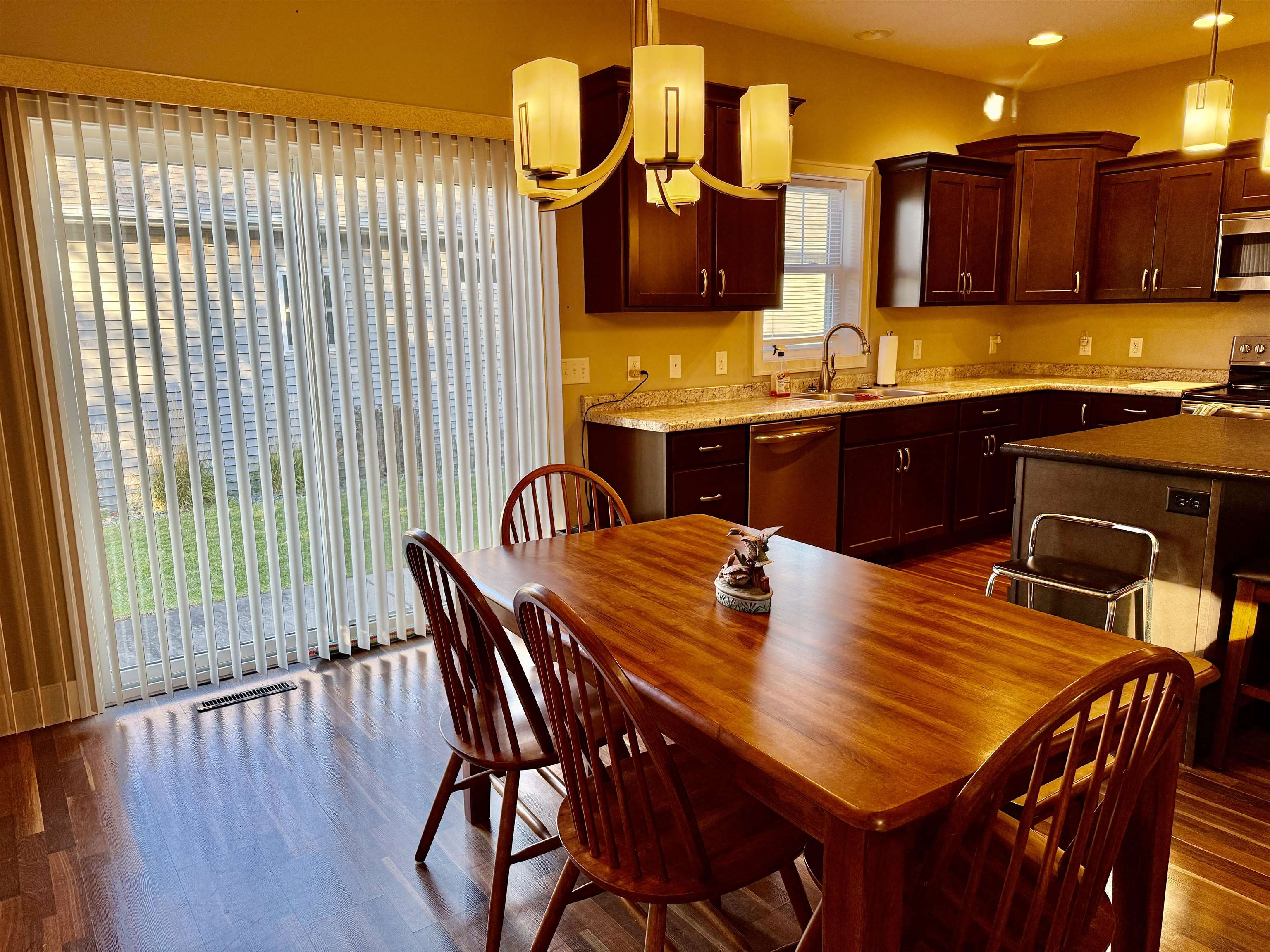 2911 TUSCANY WAY, Plover, Wisconsin 54467, 2 Bedrooms Bedrooms, ,2 BathroomsBathrooms,Residential,For Sale,2911 TUSCANY WAY,22505306