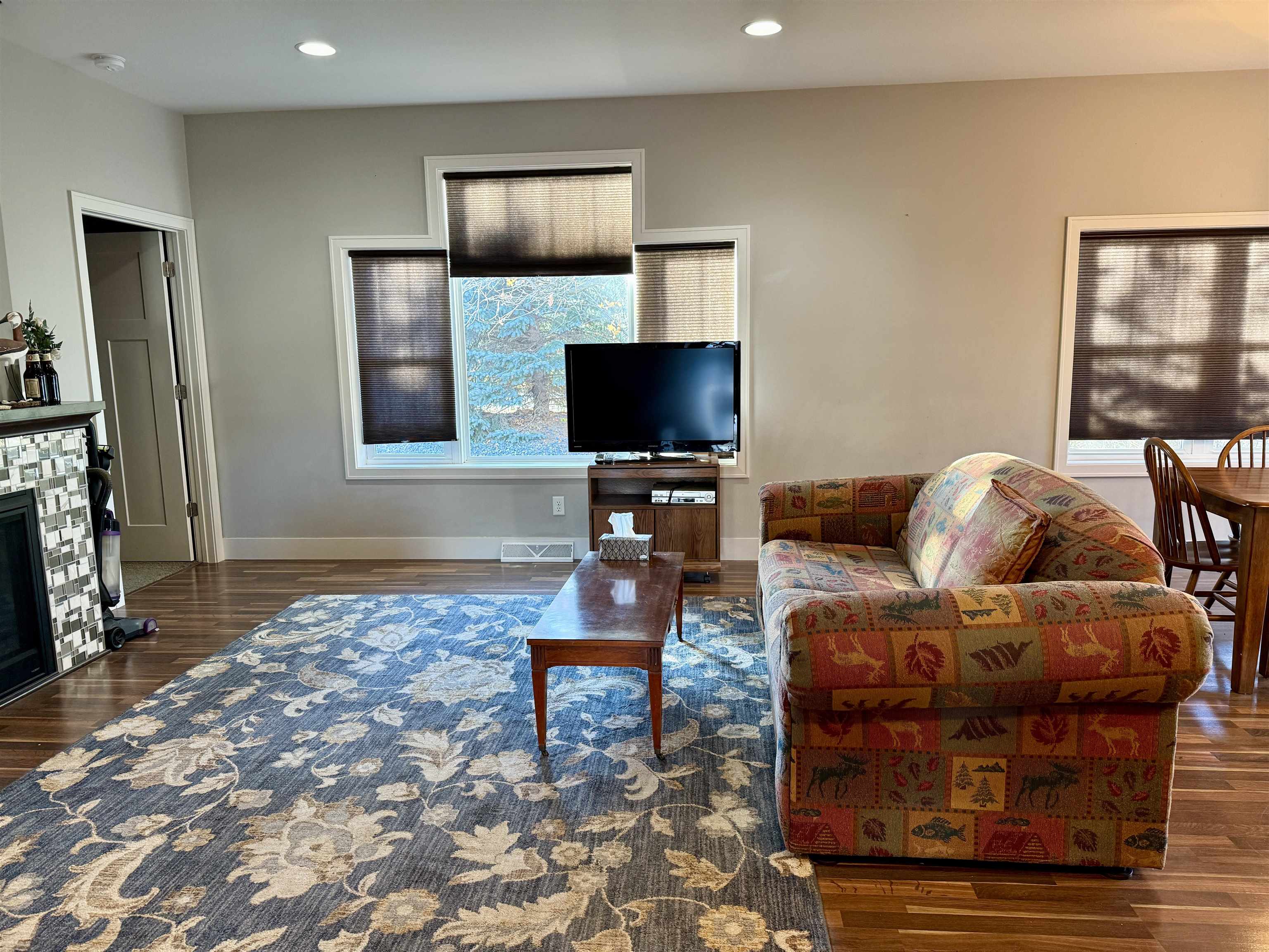 2911 TUSCANY WAY, Plover, Wisconsin 54467, 2 Bedrooms Bedrooms, ,2 BathroomsBathrooms,Residential,For Sale,2911 TUSCANY WAY,22505306