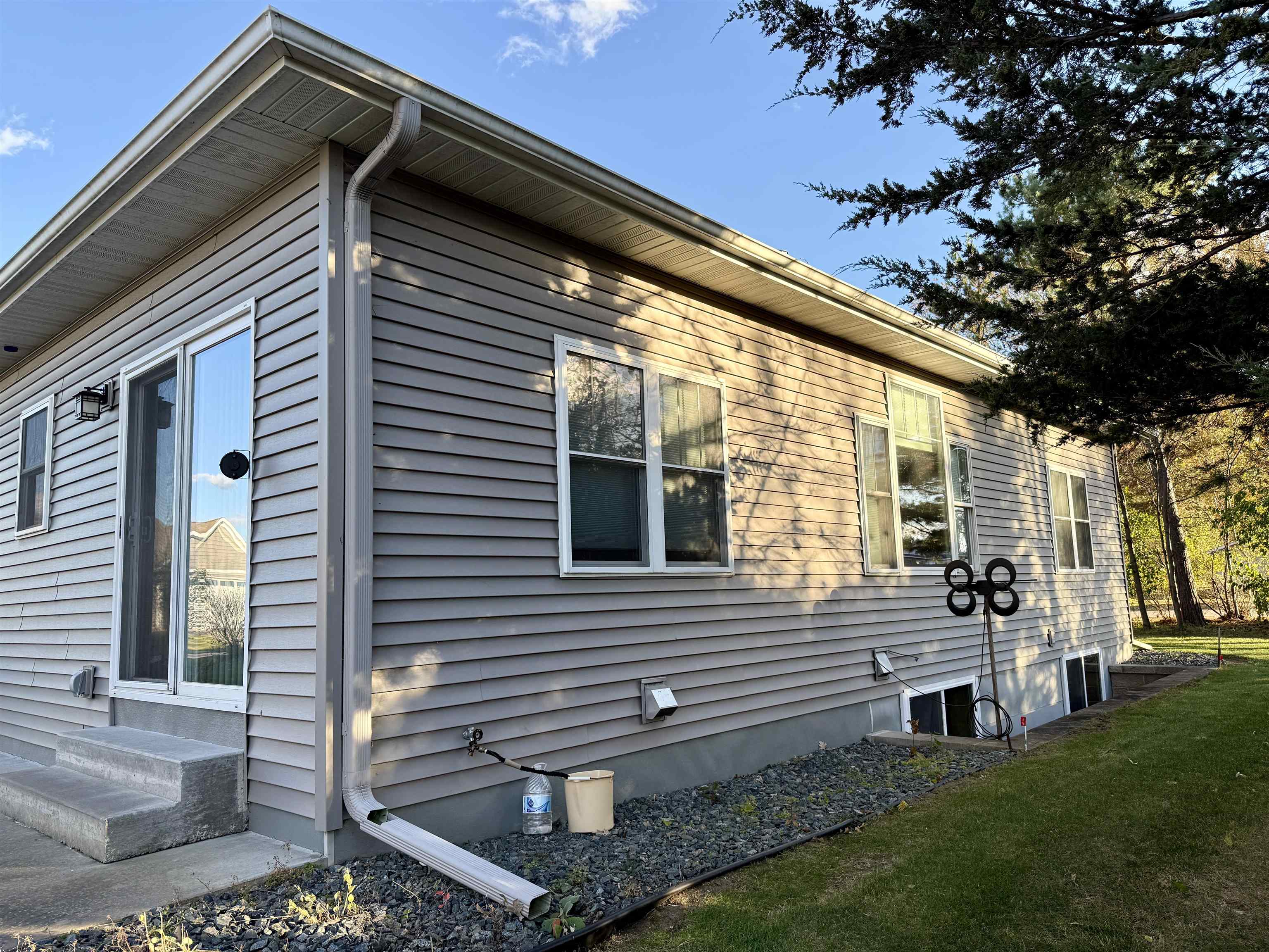 2911 TUSCANY WAY, Plover, Wisconsin 54467, 2 Bedrooms Bedrooms, ,2 BathroomsBathrooms,Residential,For Sale,2911 TUSCANY WAY,22505306