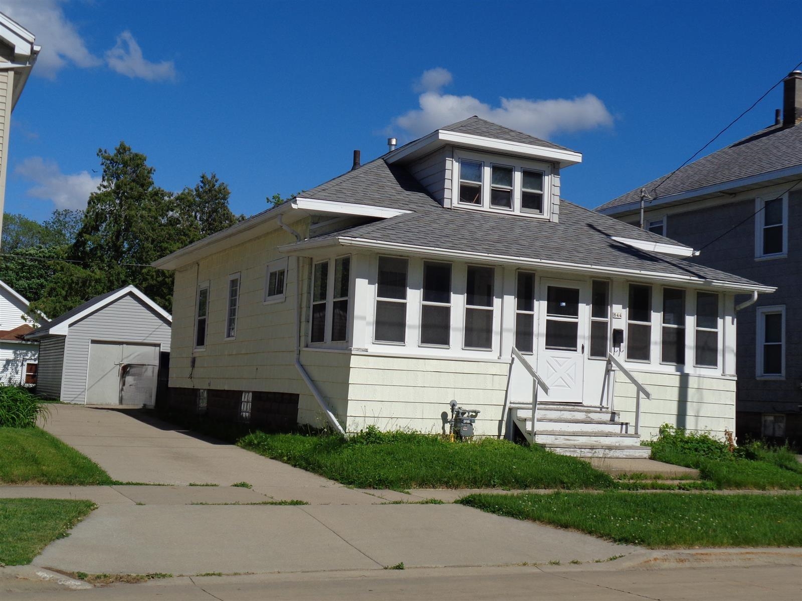 844 FREDERICK STREET, Oshkosh, Wisconsin 54901, 2 Bedrooms Bedrooms, ,1 BathroomBathrooms,Residential,For Sale,844 FREDERICK STREET,22505309