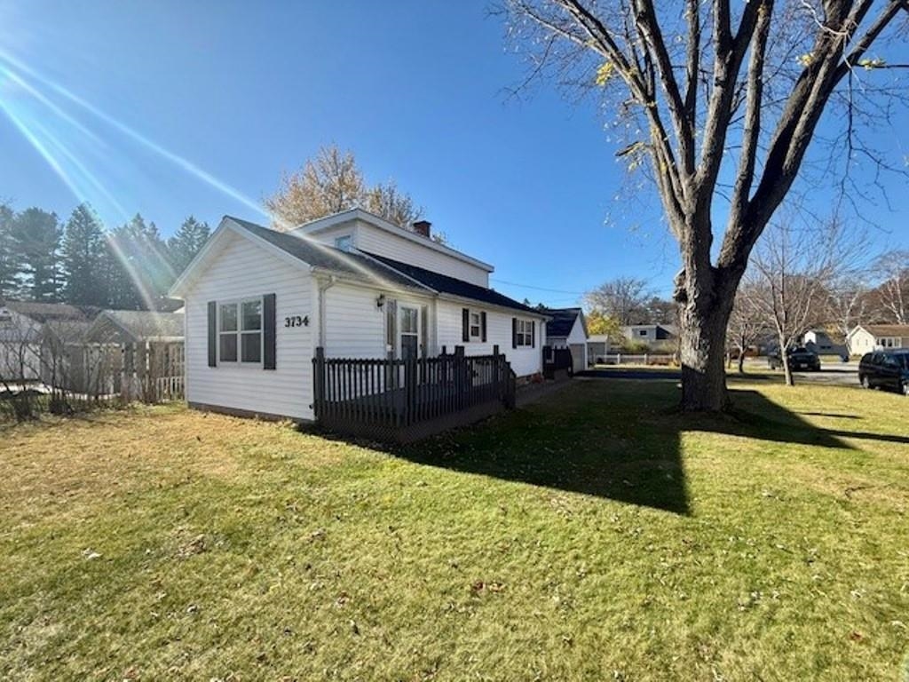 3734 CARL STREET, Wausau, Wisconsin 54403, 3 Bedrooms Bedrooms, ,2 BathroomsBathrooms,Residential,For Sale,3734 CARL STREET,22505315