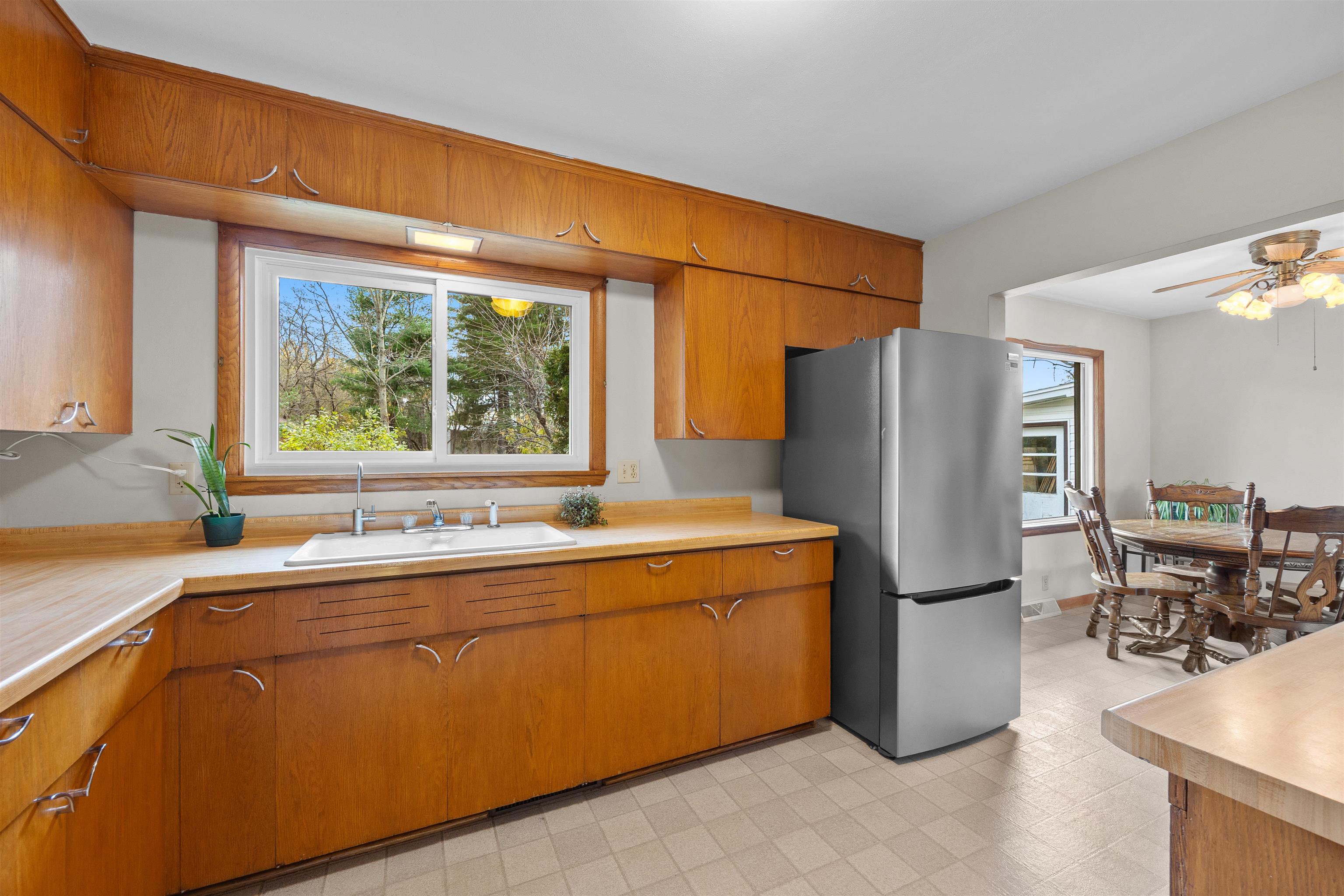 235 SCHOOL STREET, Amherst, Wisconsin 54406, 3 Bedrooms Bedrooms, ,1 BathroomBathrooms,Residential,For Sale,235 SCHOOL STREET,22505327