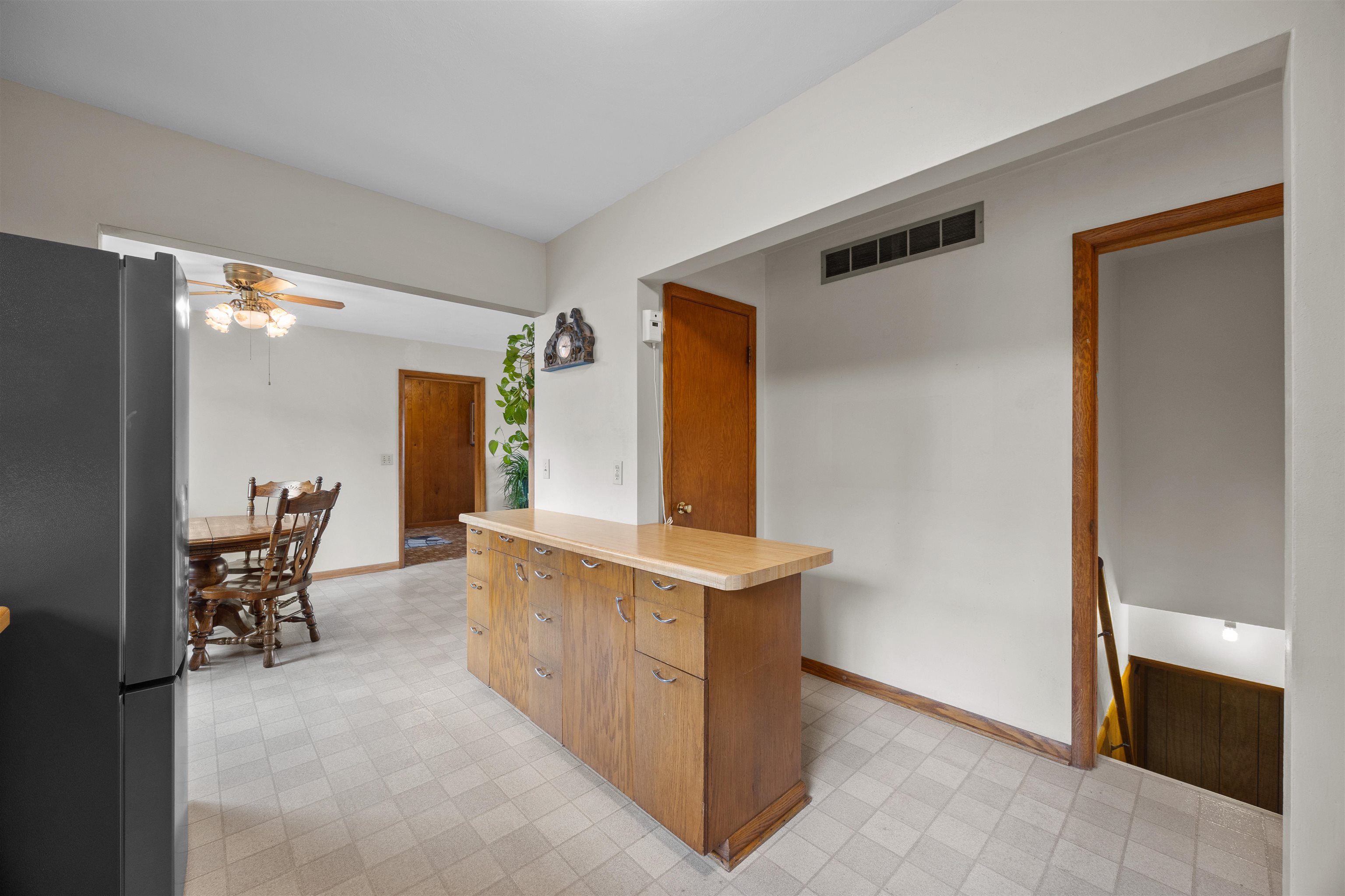 235 SCHOOL STREET, Amherst, Wisconsin 54406, 3 Bedrooms Bedrooms, ,1 BathroomBathrooms,Residential,For Sale,235 SCHOOL STREET,22505327