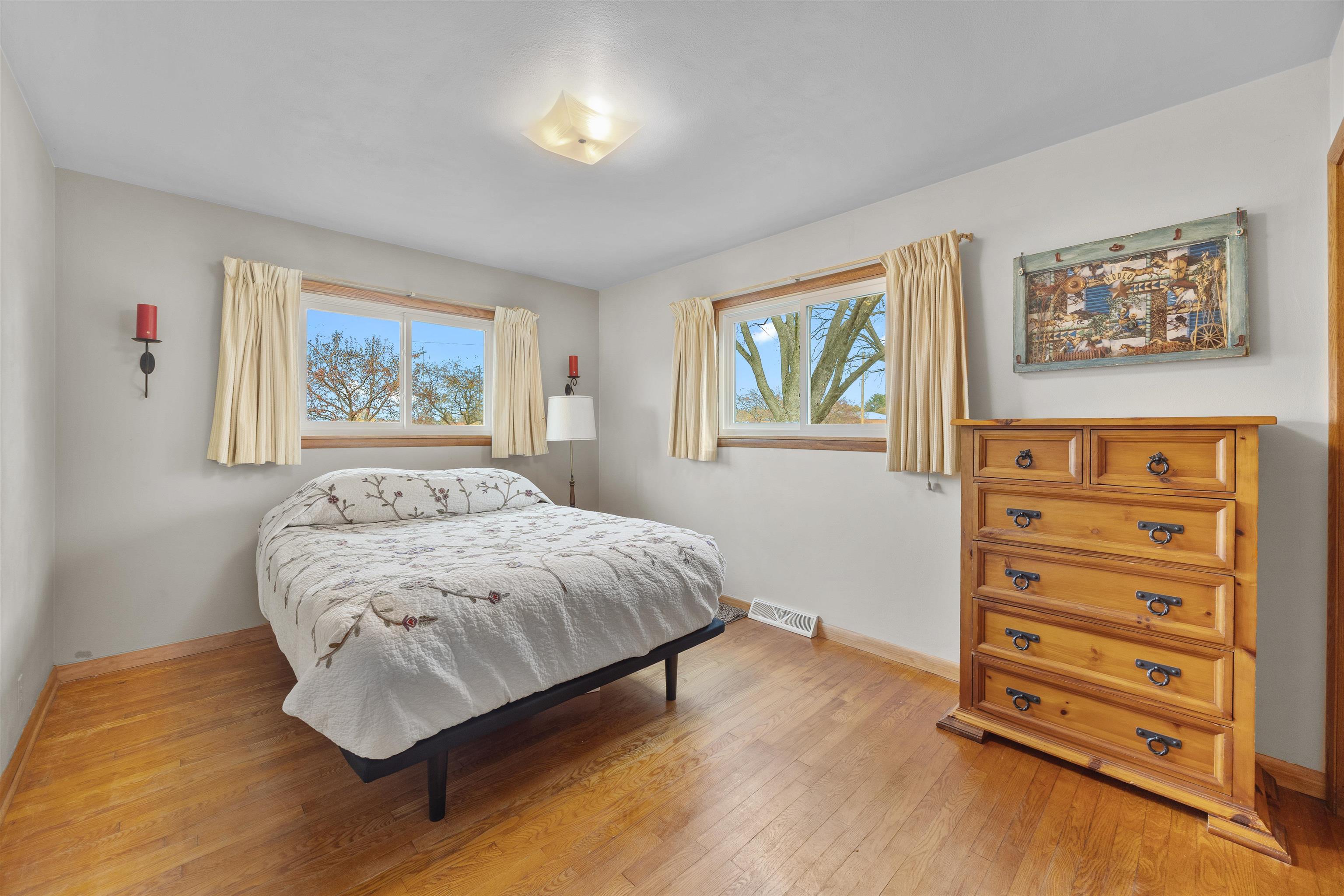 235 SCHOOL STREET, Amherst, Wisconsin 54406, 3 Bedrooms Bedrooms, ,1 BathroomBathrooms,Residential,For Sale,235 SCHOOL STREET,22505327