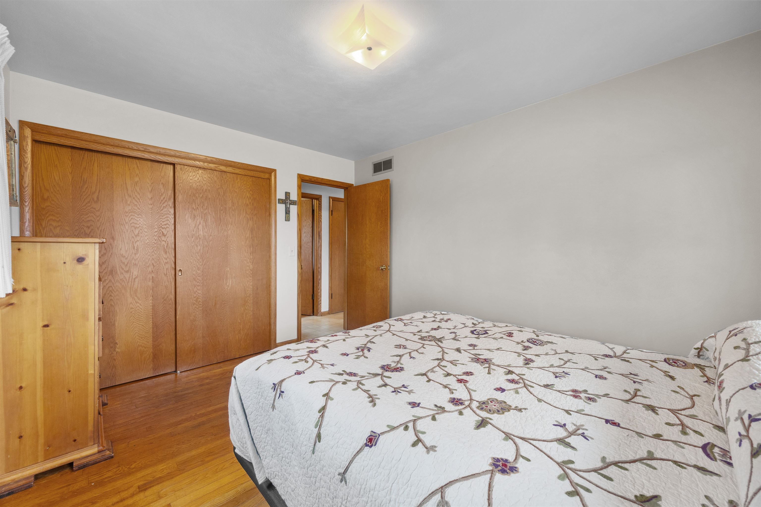 235 SCHOOL STREET, Amherst, Wisconsin 54406, 3 Bedrooms Bedrooms, ,1 BathroomBathrooms,Residential,For Sale,235 SCHOOL STREET,22505327