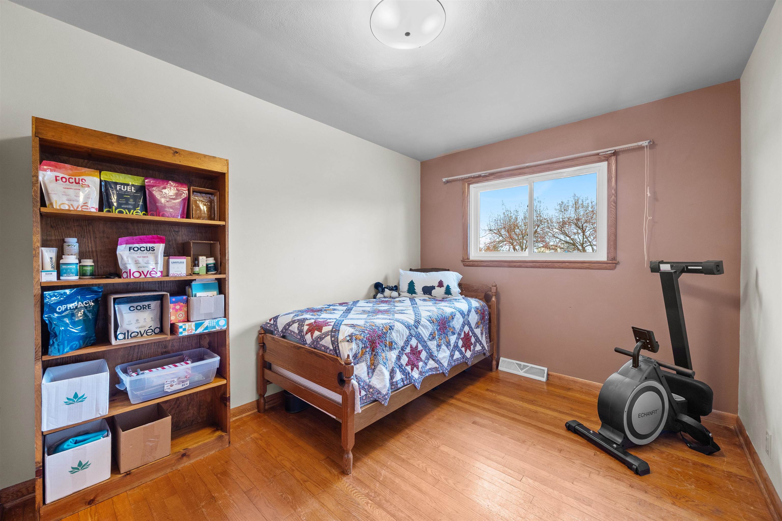 235 SCHOOL STREET, Amherst, Wisconsin 54406, 3 Bedrooms Bedrooms, ,1 BathroomBathrooms,Residential,For Sale,235 SCHOOL STREET,22505327