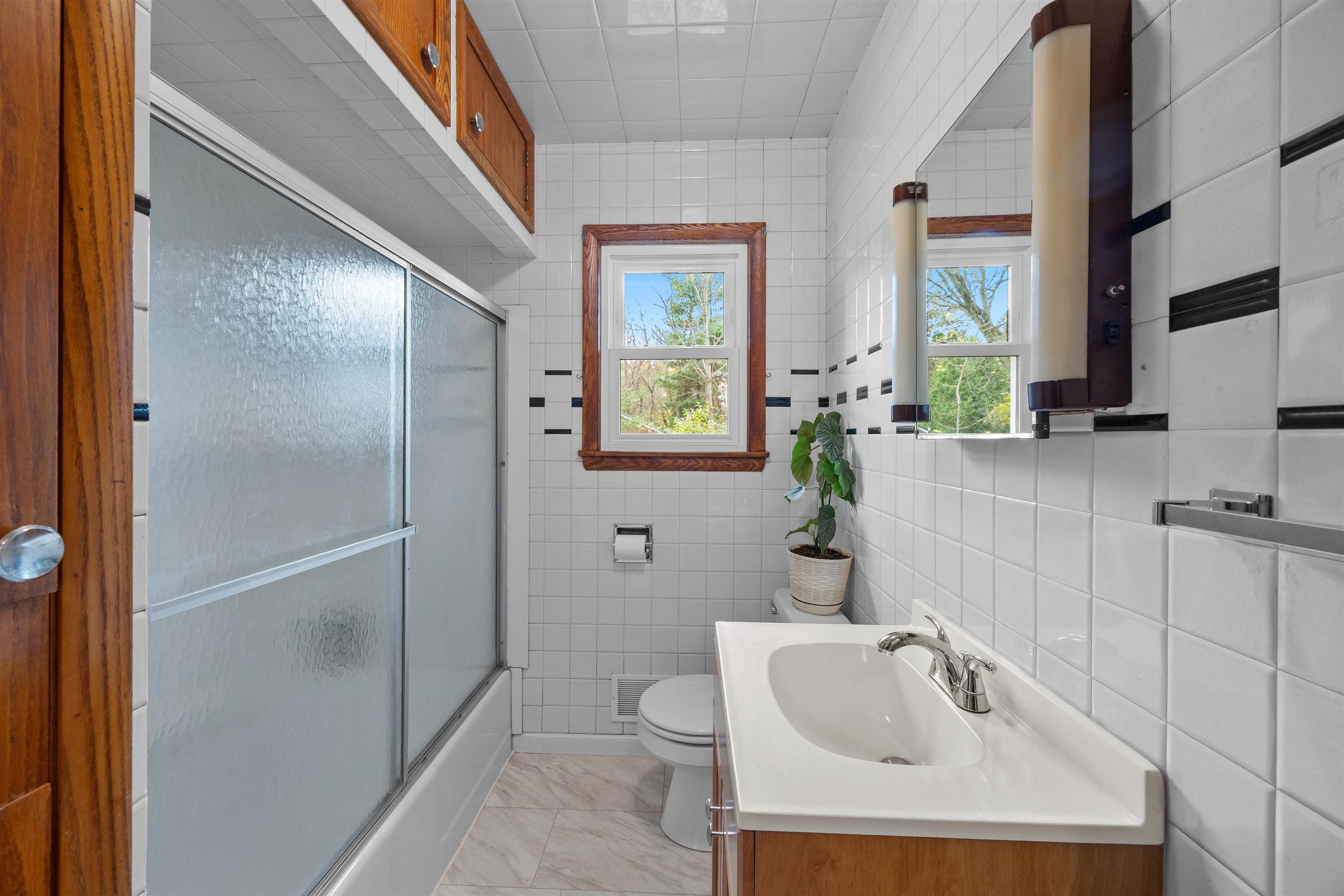 235 SCHOOL STREET, Amherst, Wisconsin 54406, 3 Bedrooms Bedrooms, ,1 BathroomBathrooms,Residential,For Sale,235 SCHOOL STREET,22505327