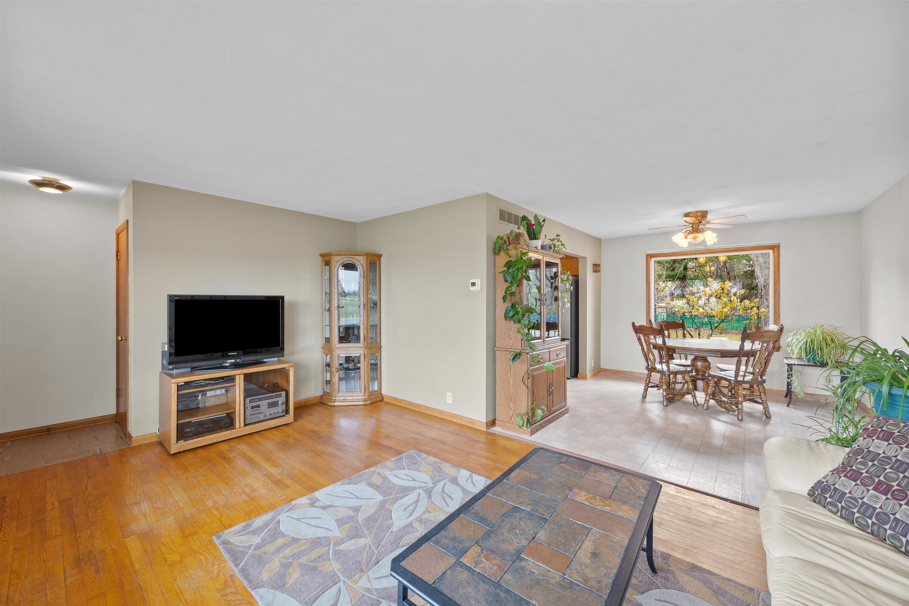 235 SCHOOL STREET, Amherst, Wisconsin 54406, 3 Bedrooms Bedrooms, ,1 BathroomBathrooms,Residential,For Sale,235 SCHOOL STREET,22505327