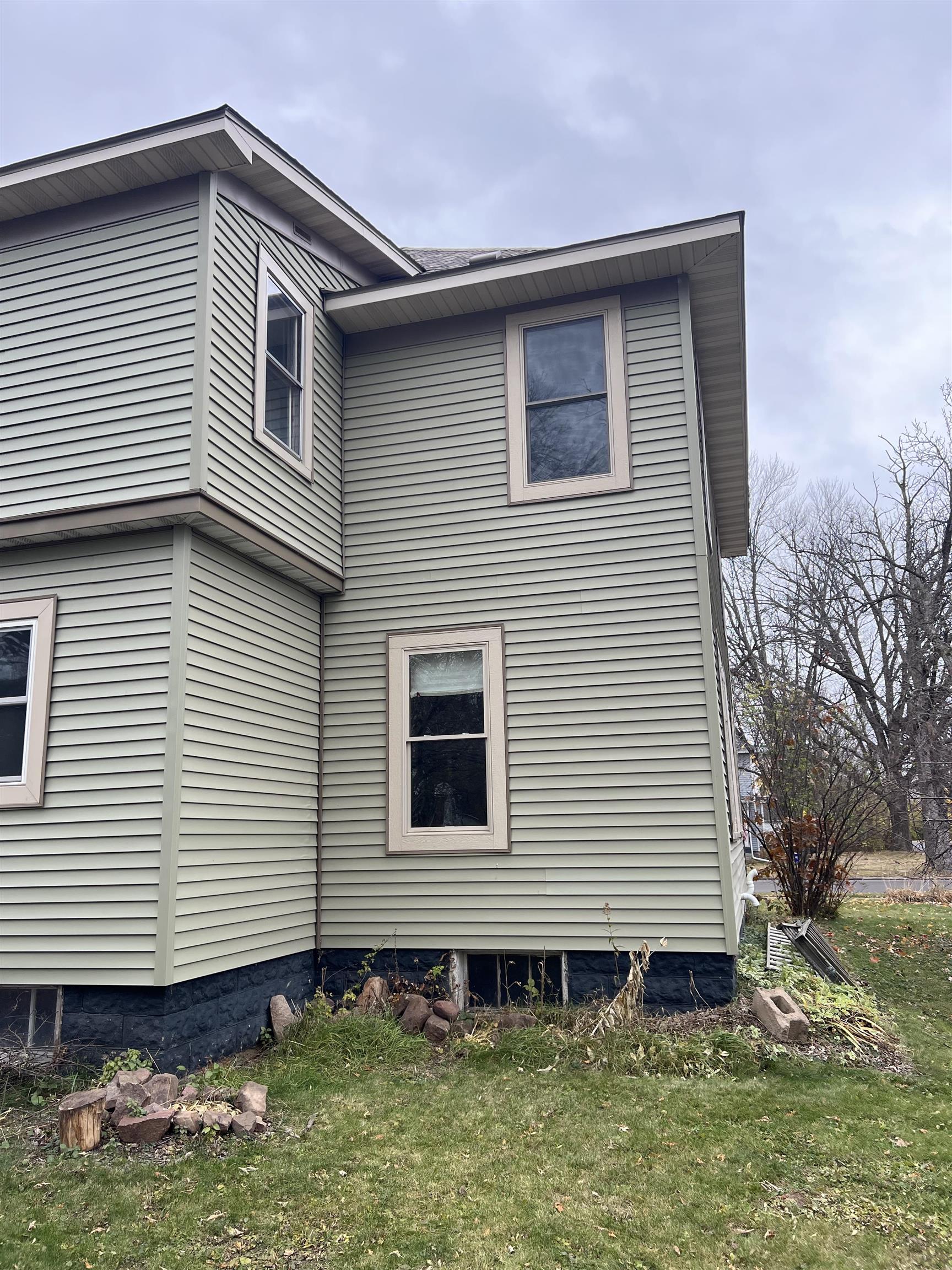 132 Reuter Ave, Rice Lake, Wisconsin 54868, 3 Bedrooms Bedrooms, ,1 BathroomBathrooms,Residential,For Sale,132 Reuter Ave,22505350