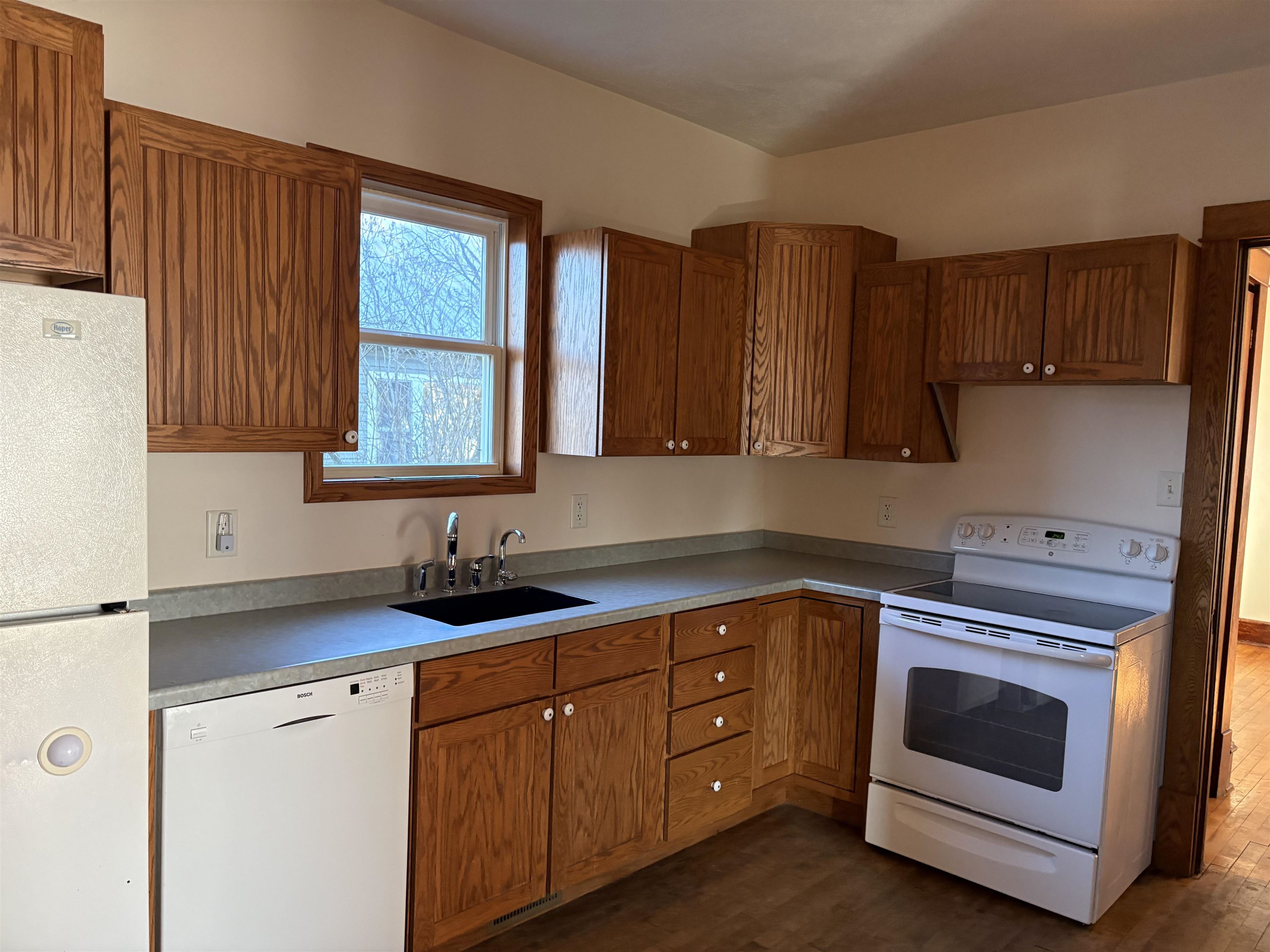 132 Reuter Ave, Rice Lake, Wisconsin 54868, 3 Bedrooms Bedrooms, ,1 BathroomBathrooms,Residential,For Sale,132 Reuter Ave,22505350
