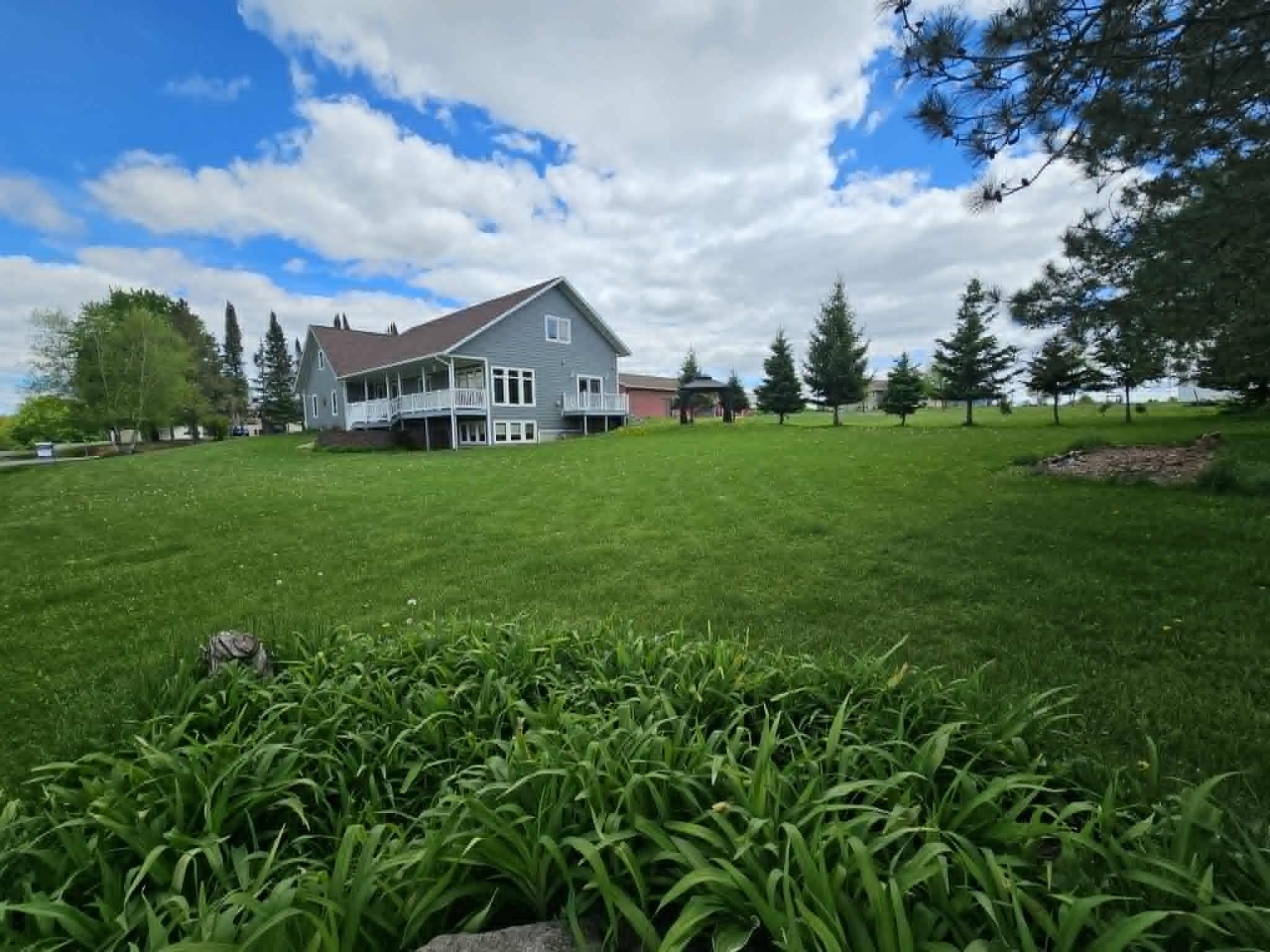 213632 COZY LANE, Stratford, Wisconsin 54484, 5 Bedrooms Bedrooms, ,2 BathroomsBathrooms,Residential,For Sale,213632 COZY LANE,22505377