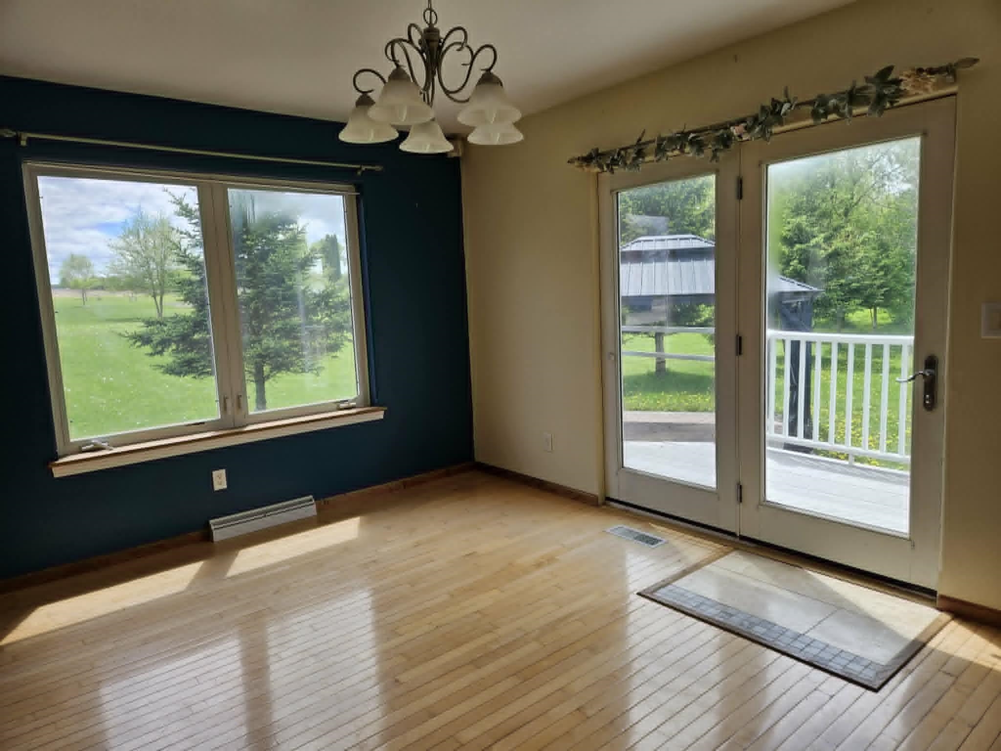213632 COZY LANE, Stratford, Wisconsin 54484, 5 Bedrooms Bedrooms, ,2 BathroomsBathrooms,Residential,For Sale,213632 COZY LANE,22505377