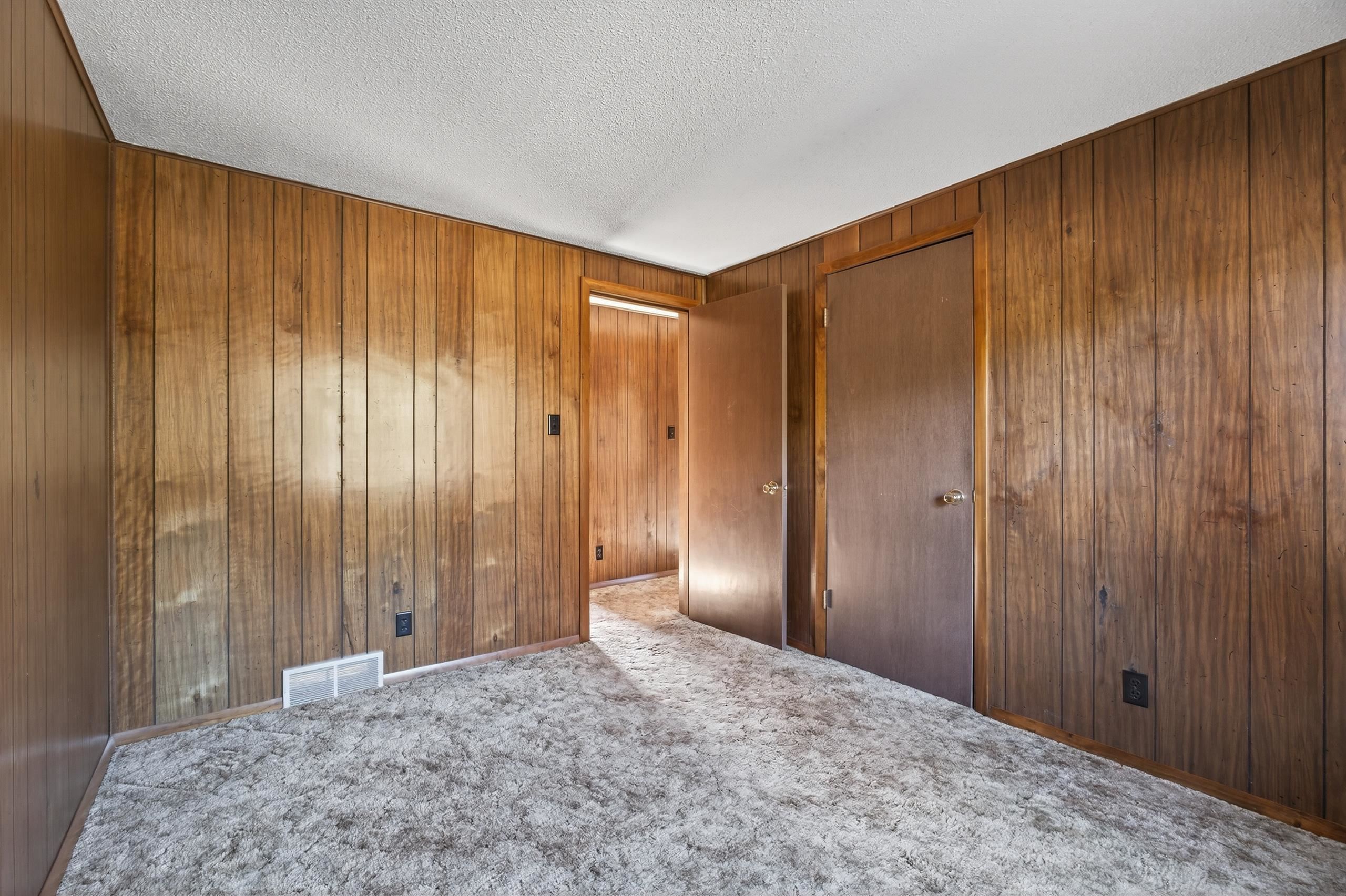 4555 LYNN HILL ROAD, Nekoosa, Wisconsin 54457, 3 Bedrooms Bedrooms, ,1 BathroomBathrooms,Residential,For Sale,4555 LYNN HILL ROAD,22505412