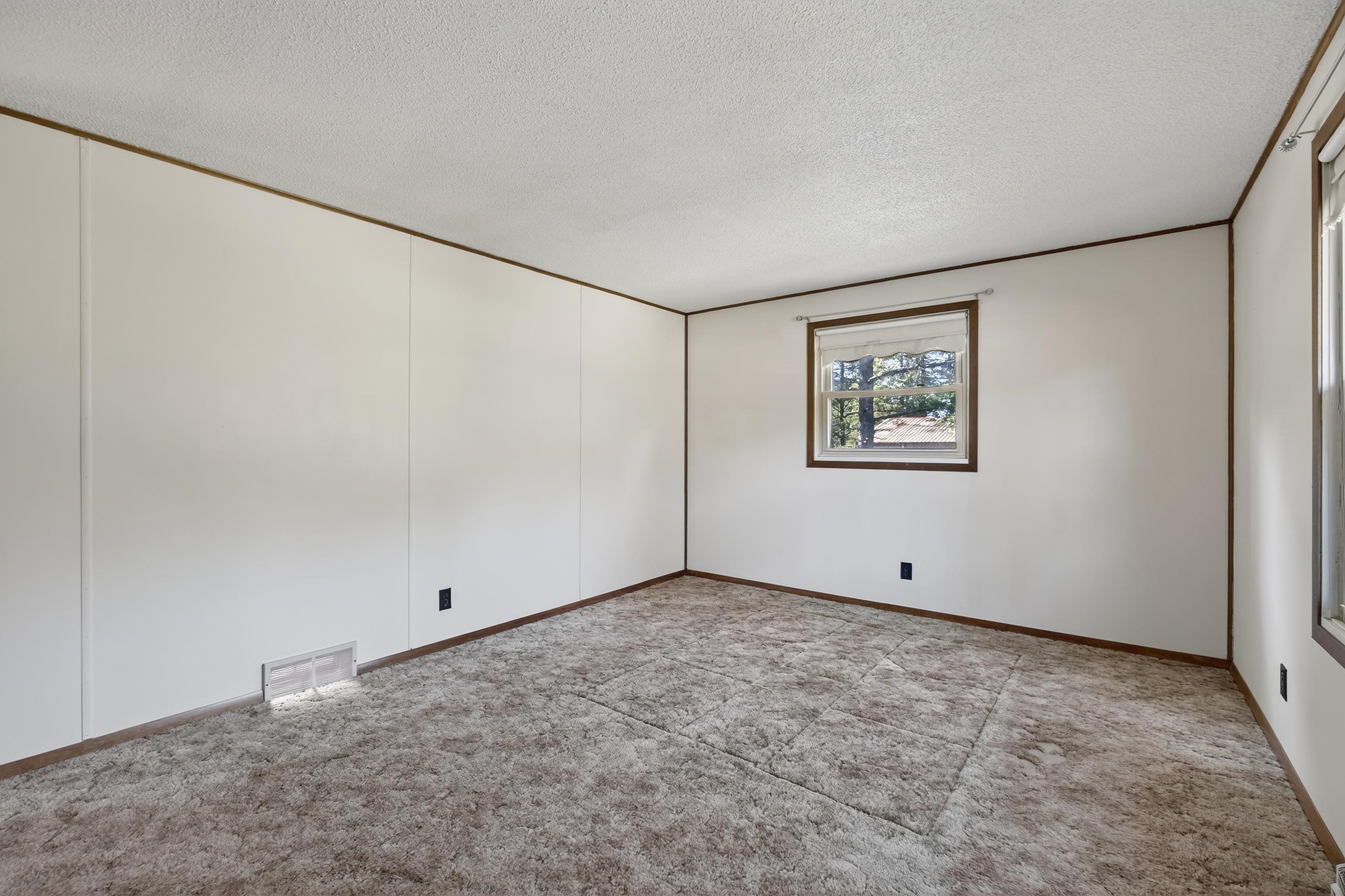 4555 LYNN HILL ROAD, Nekoosa, Wisconsin 54457, 3 Bedrooms Bedrooms, ,1 BathroomBathrooms,Residential,For Sale,4555 LYNN HILL ROAD,22505412