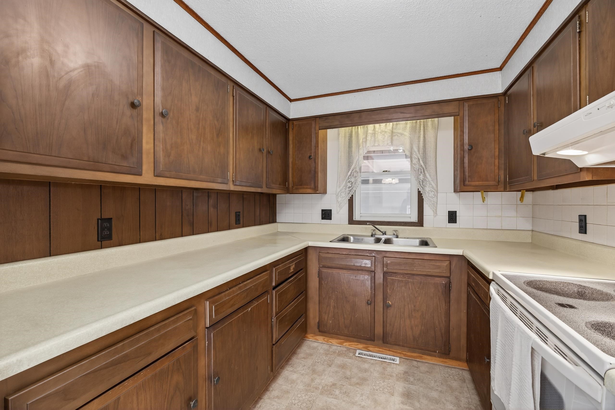 4555 LYNN HILL ROAD, Nekoosa, Wisconsin 54457, 3 Bedrooms Bedrooms, ,1 BathroomBathrooms,Residential,For Sale,4555 LYNN HILL ROAD,22505412