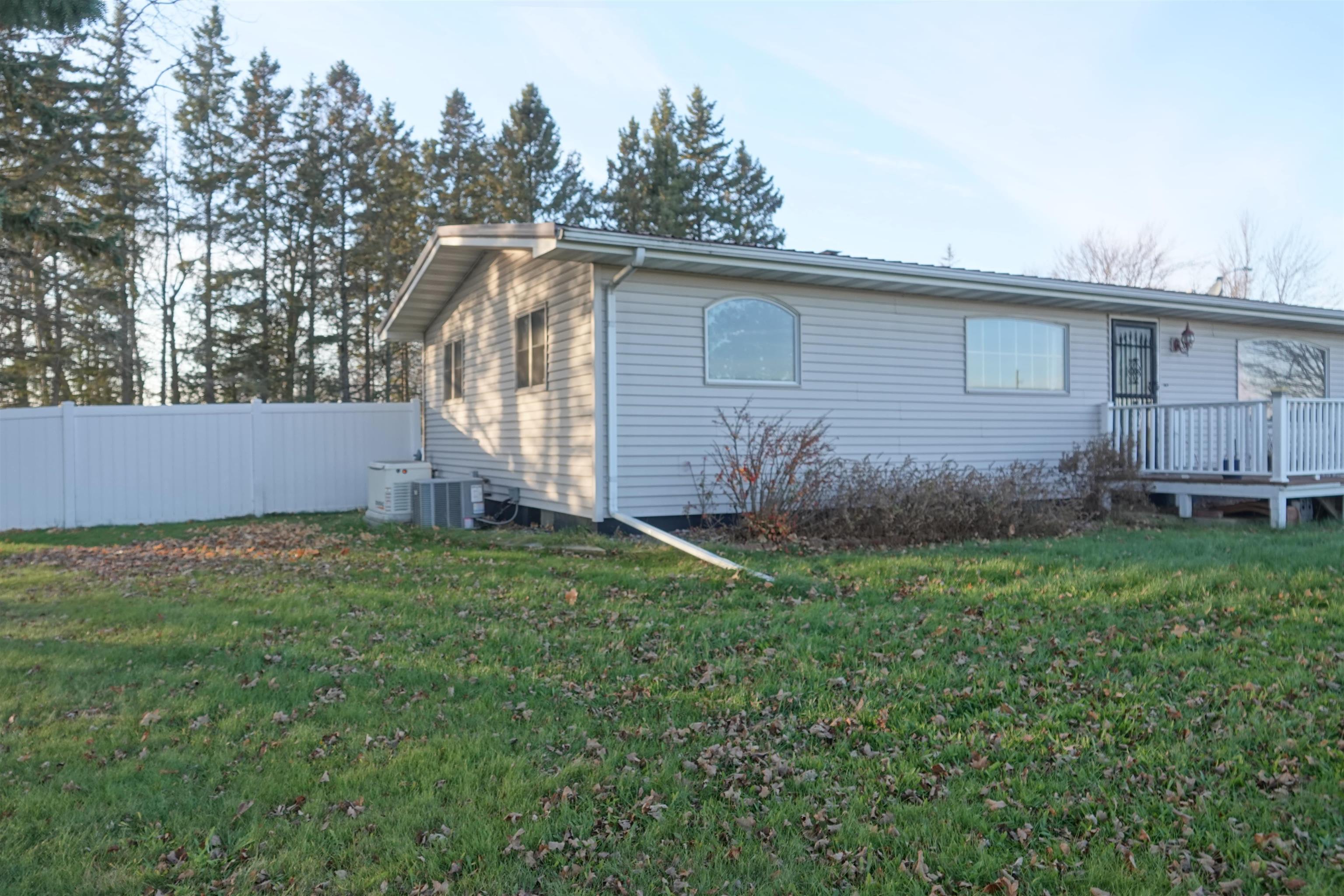 N16185 STATE HIGHWAY 13, Dorchester, Wisconsin 54425, 3 Bedrooms Bedrooms, ,2 BathroomsBathrooms,Residential,For Sale,N16185 STATE HIGHWAY 13,22505429