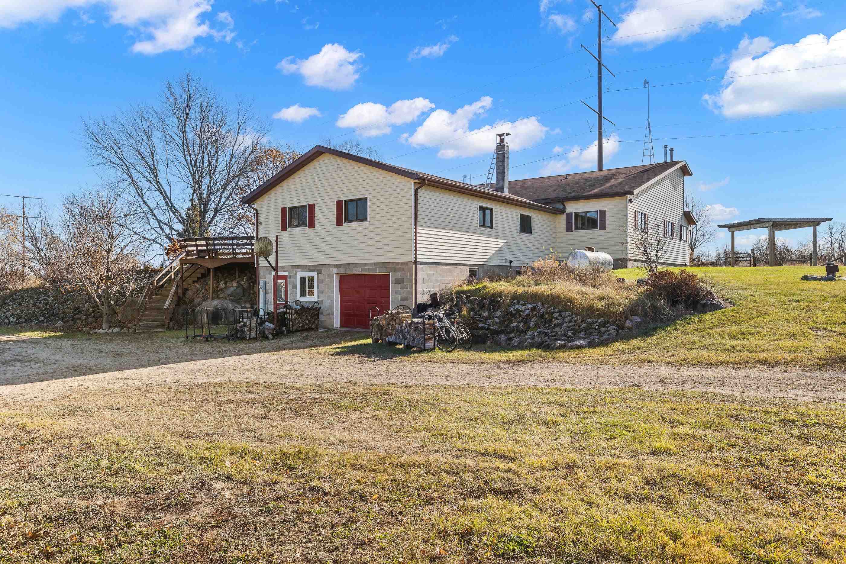 N3991 MAPLE LANE, Tigerton, Wisconsin 54486, 4 Bedrooms Bedrooms, ,2 BathroomsBathrooms,Residential,For Sale,N3991 MAPLE LANE,22505434