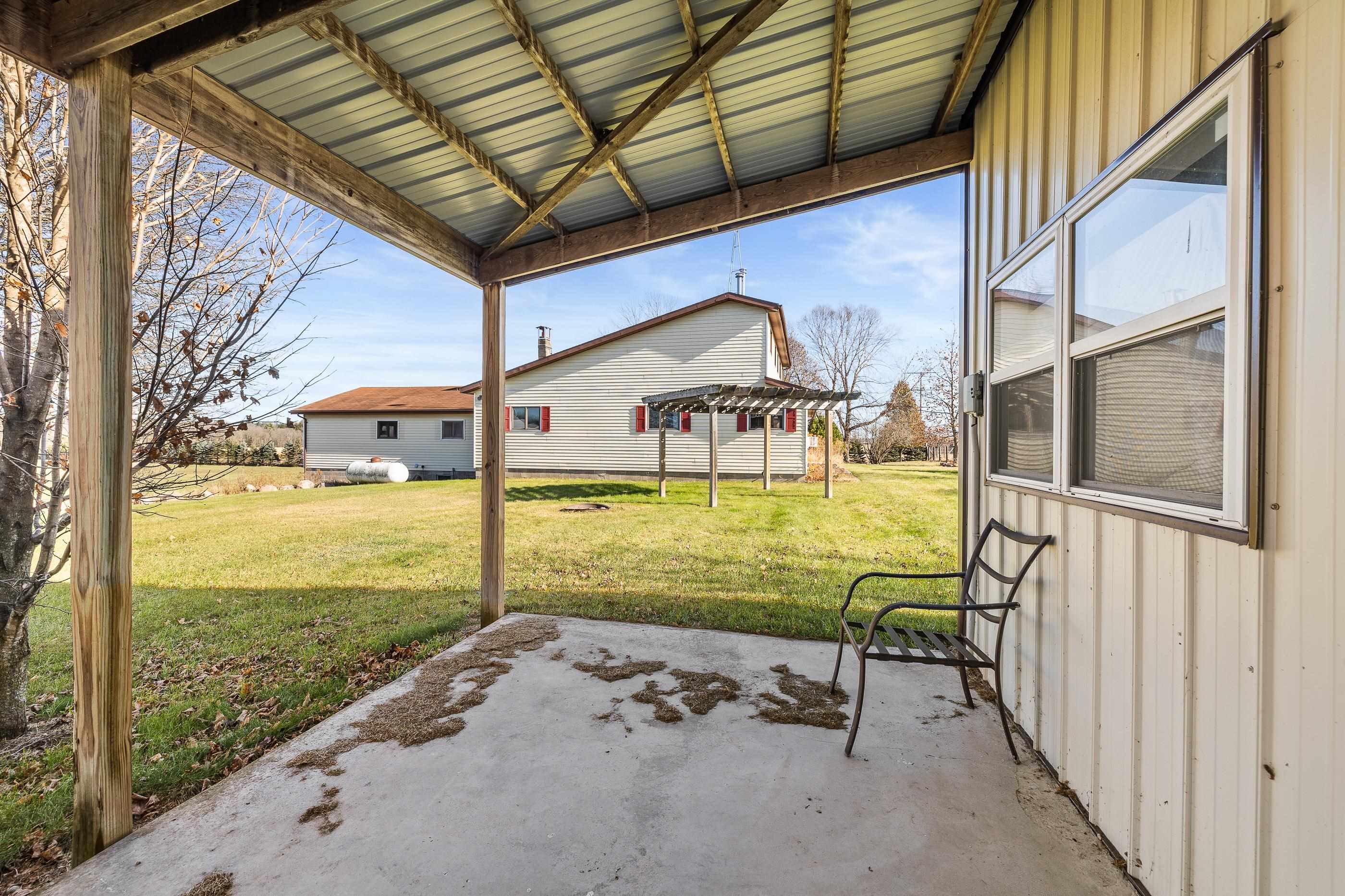 N3991 MAPLE LANE, Tigerton, Wisconsin 54486, 4 Bedrooms Bedrooms, ,2 BathroomsBathrooms,Residential,For Sale,N3991 MAPLE LANE,22505434