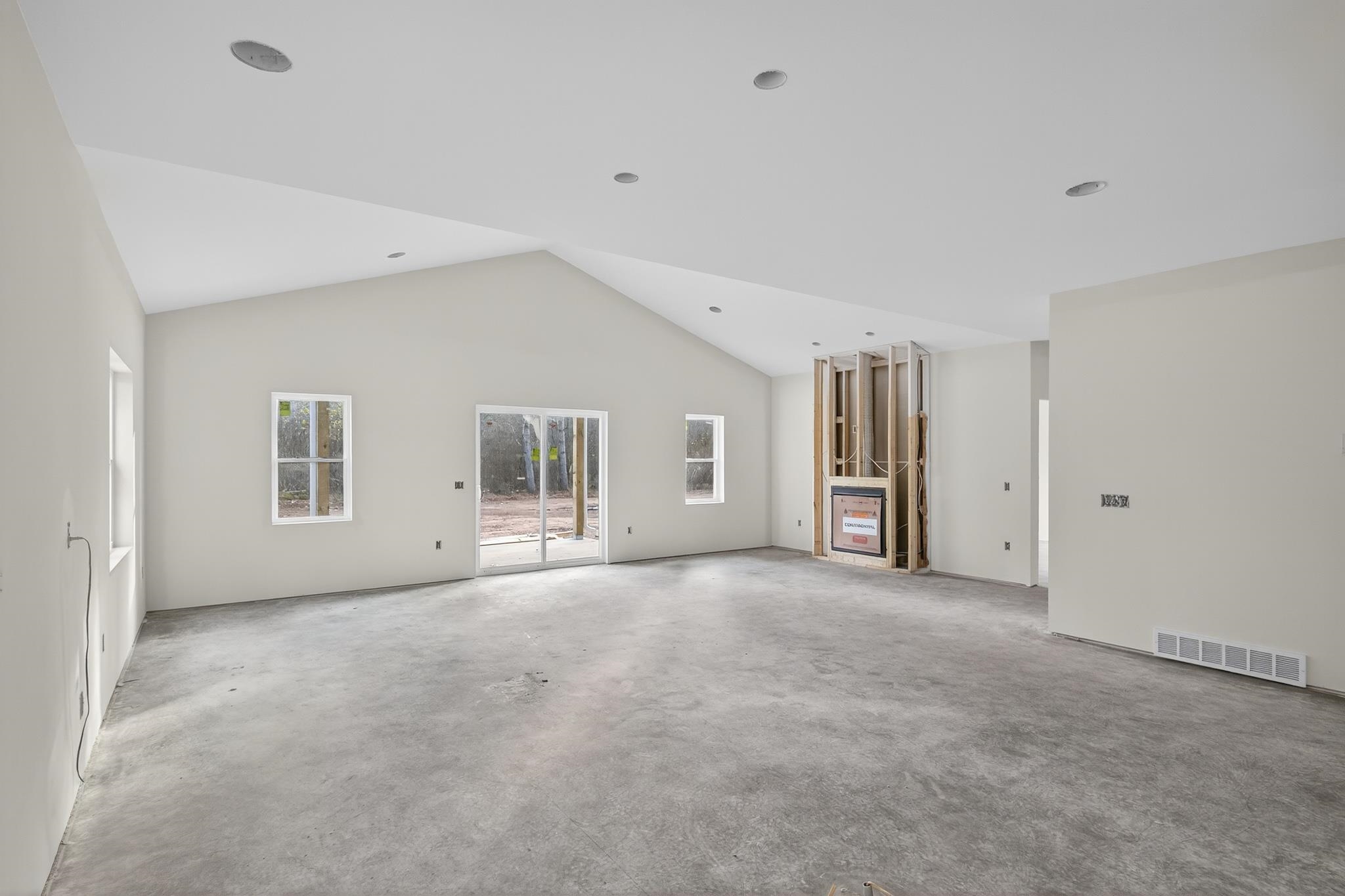 937 HUFFMAN ROAD, Wisconsin Rapids, Wisconsin 54494, 3 Bedrooms Bedrooms, ,2 BathroomsBathrooms,Residential,For Sale,937 HUFFMAN ROAD,22505455